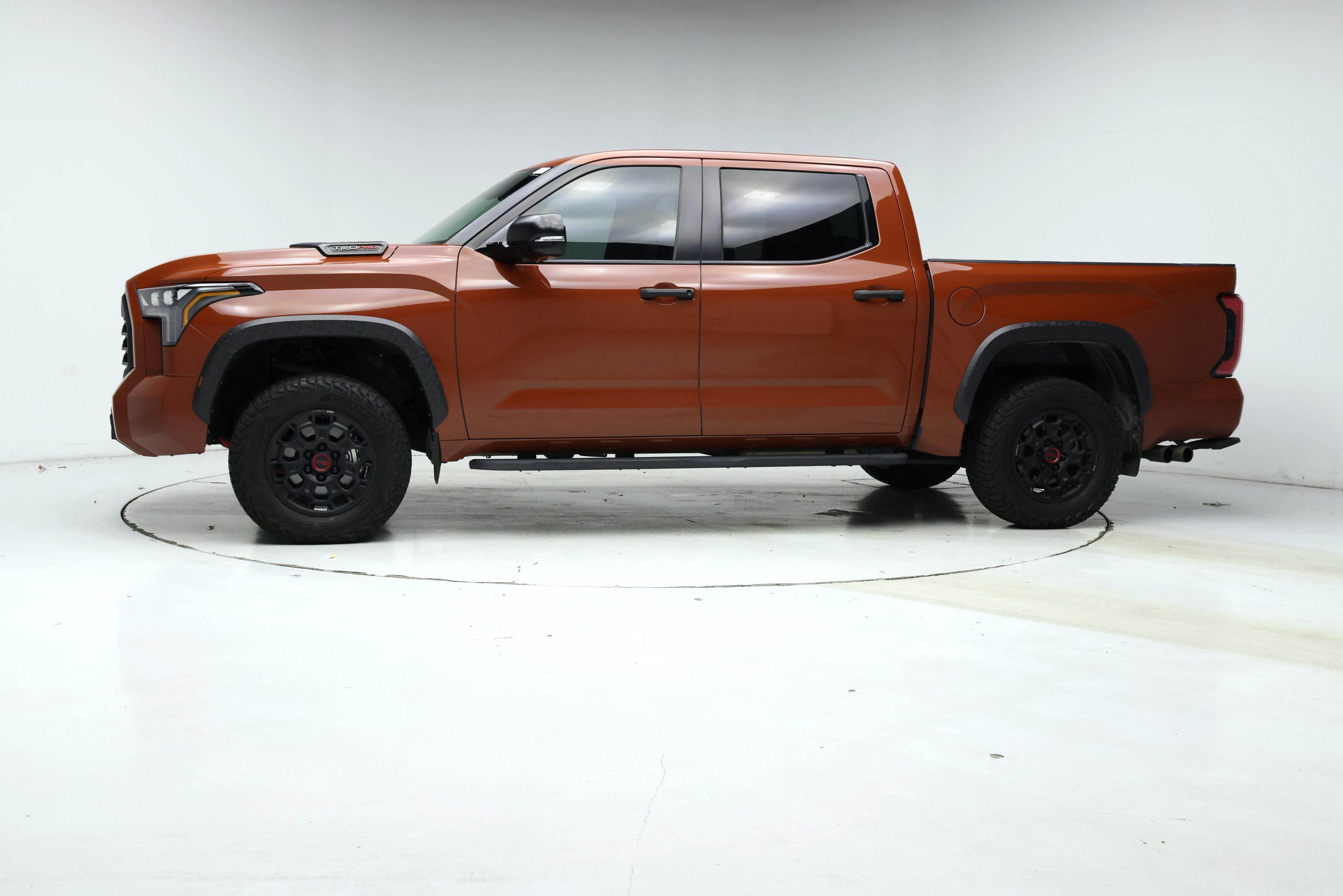 Thumbnail: 2024 Toyota Tundra - 3