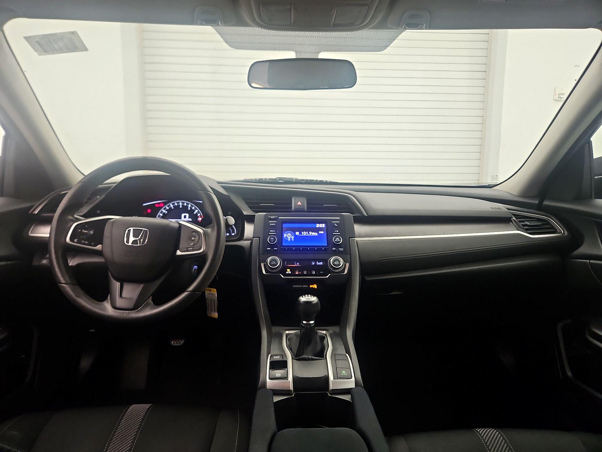 Thumbnail: 2016 Honda Civic - 9