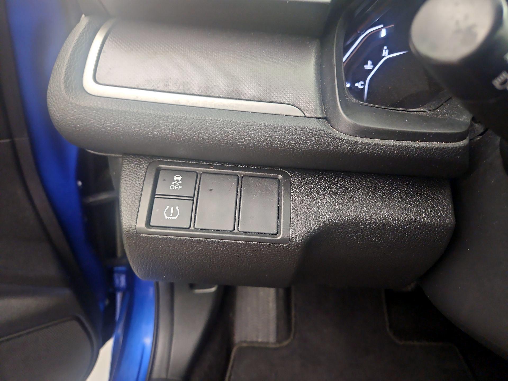 Thumbnail: 2016 Honda Civic - 13