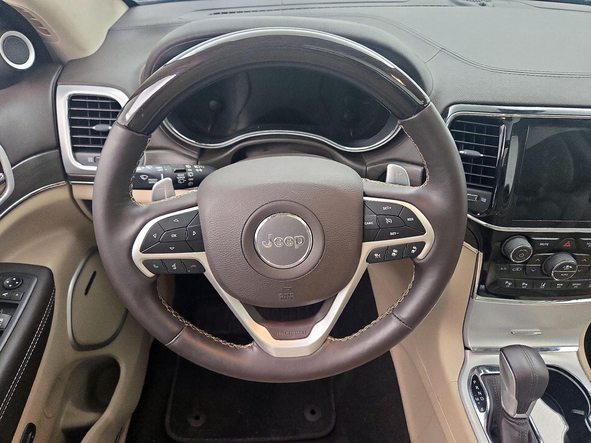 Thumbnail: 2020 Jeep Grand Cherokee - 10