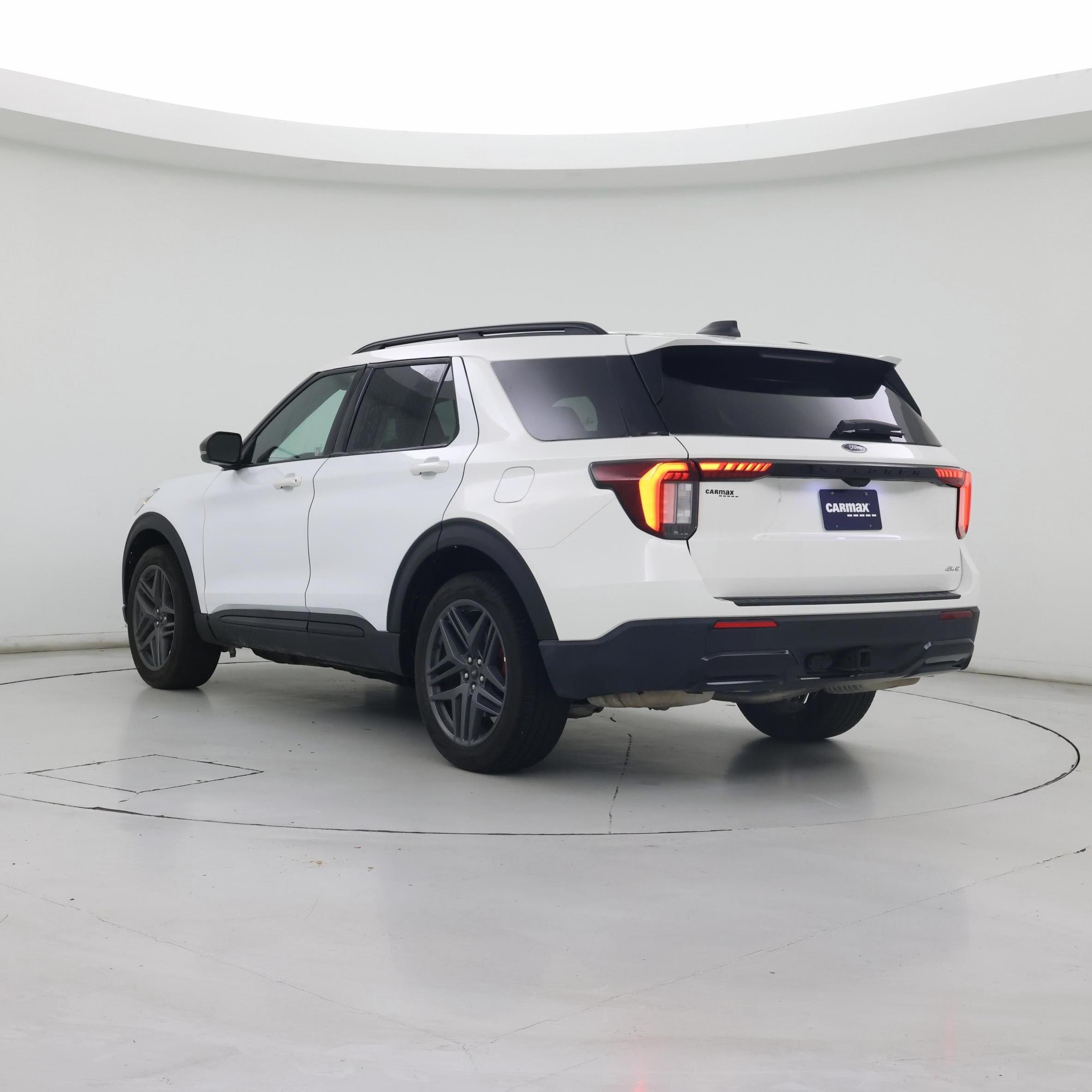 Thumbnail: 2025 Ford Explorer - 2