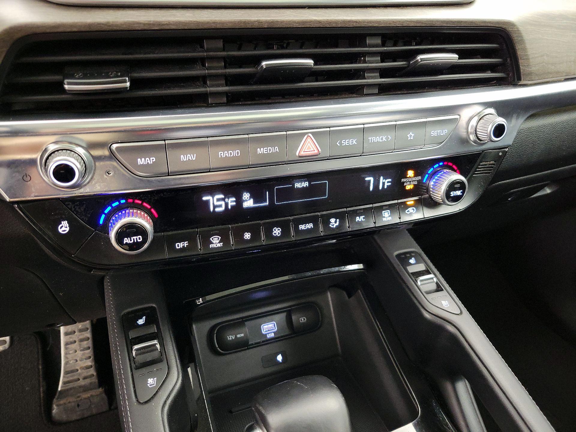 Thumbnail: 2022 Kia Telluride - 16