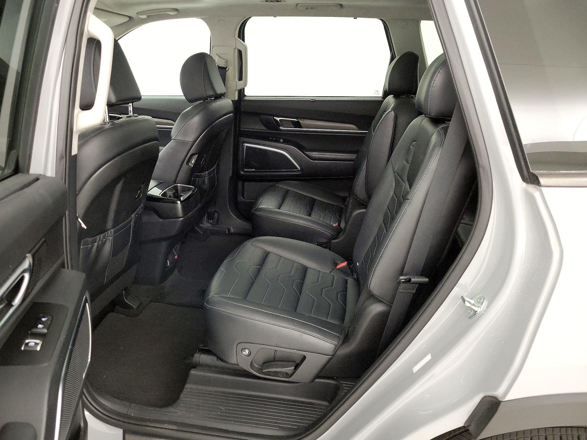 Thumbnail: 2022 Kia Telluride - 20