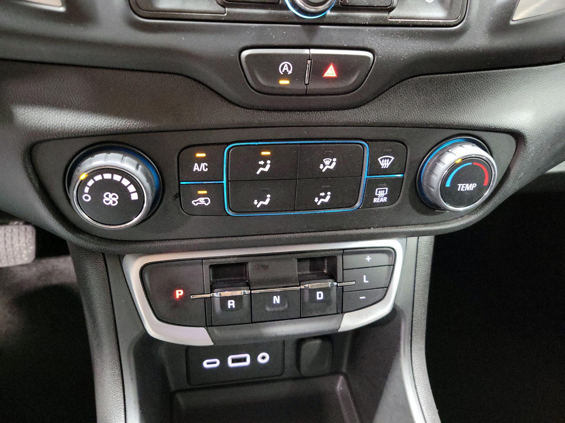 Thumbnail: 2024 GMC Terrain - 16