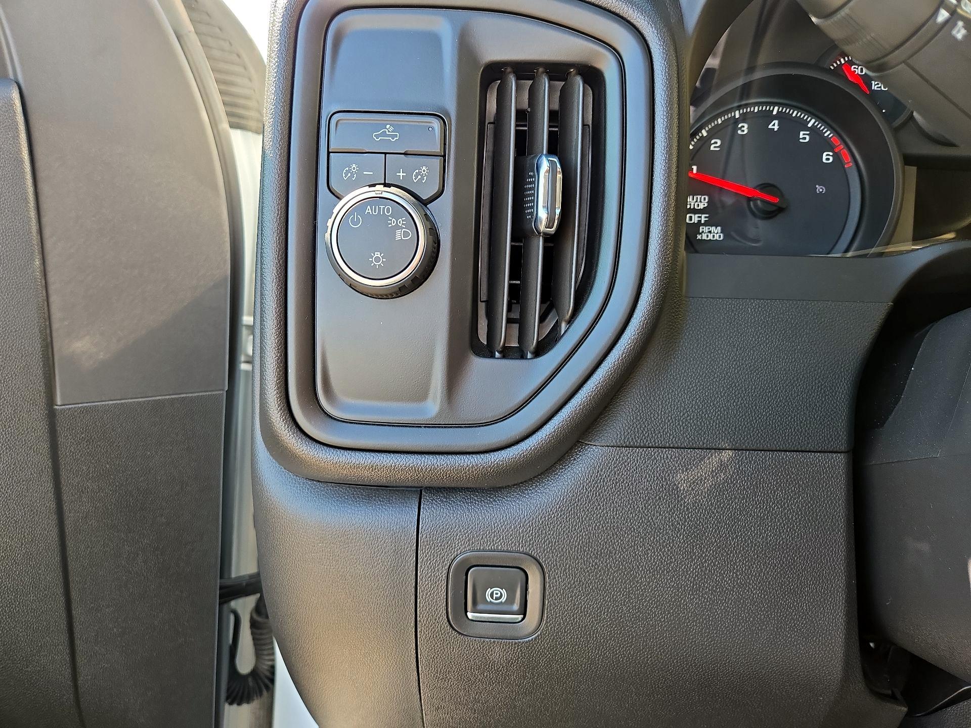 Thumbnail: 2026 Chevrolet Silverado 1500 - 11