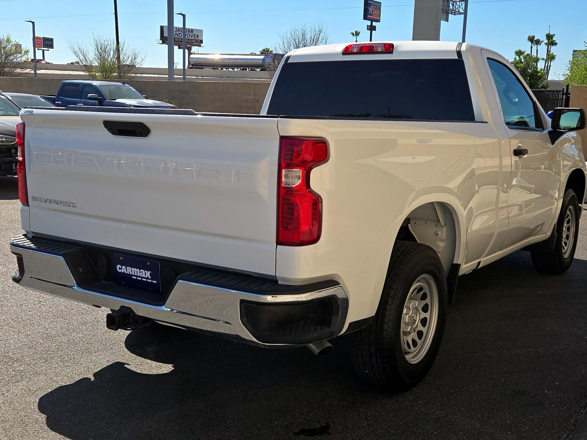 Thumbnail: 2026 Chevrolet Silverado 1500 - 5