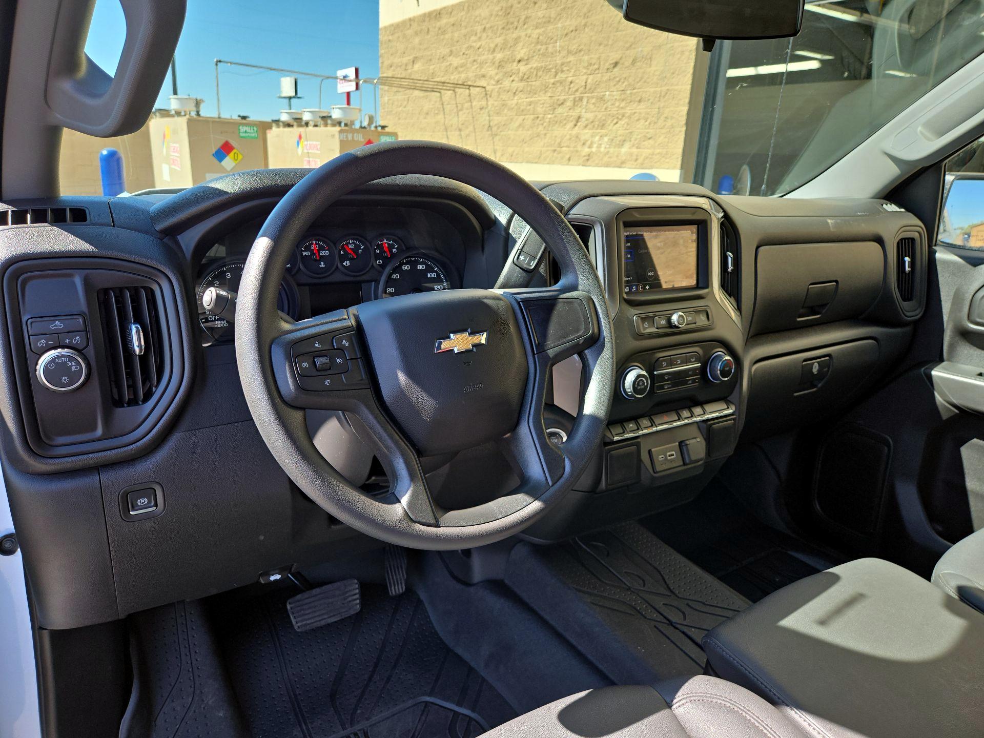 Thumbnail: 2026 Chevrolet Silverado 1500 - 8