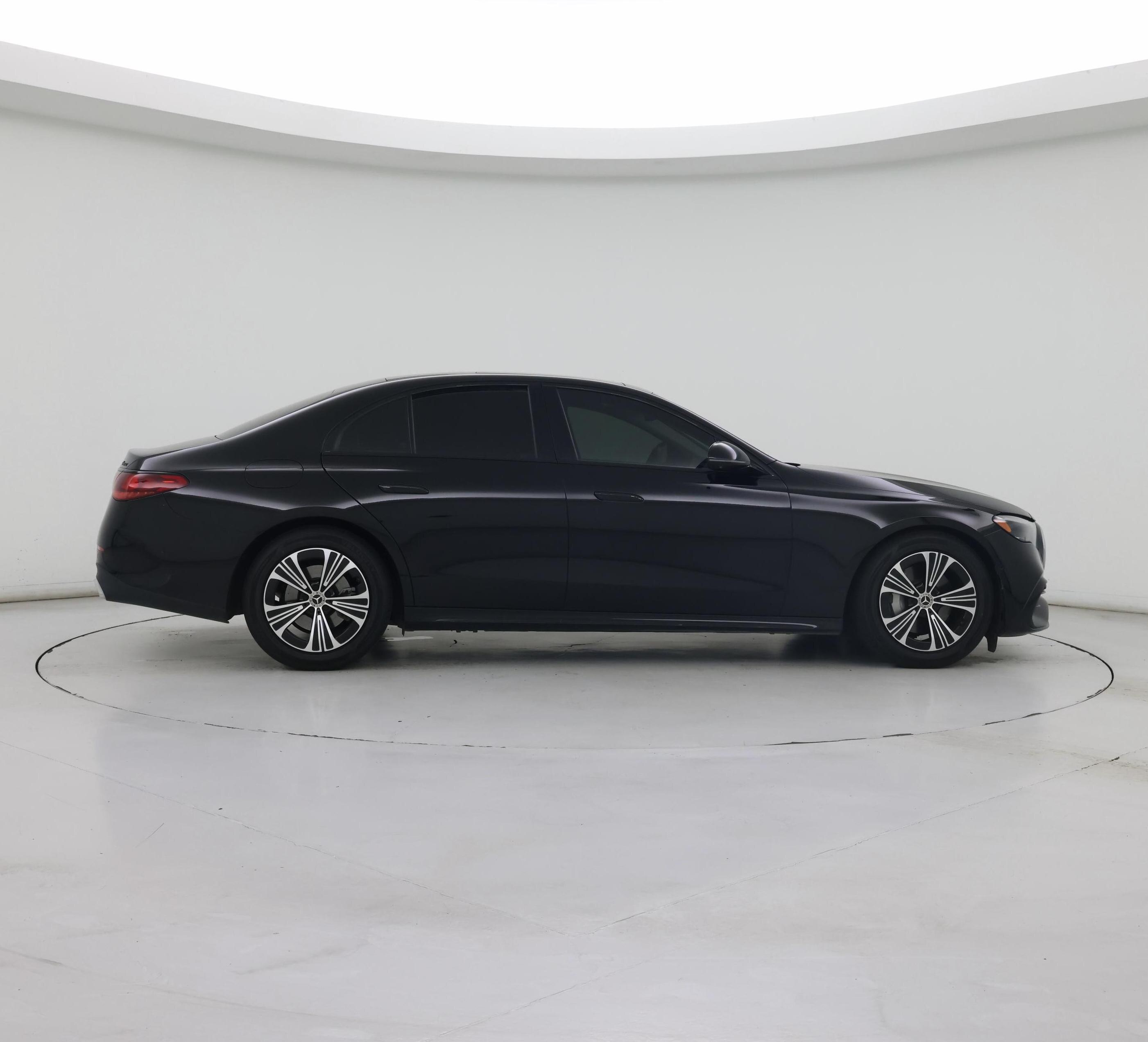 Thumbnail: 2024 Mercedes-Benz E-Class - 7