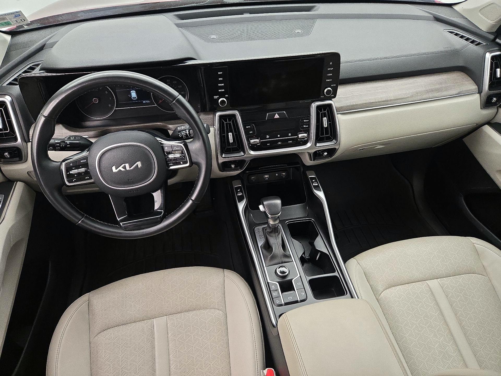 Thumbnail: 2022 Kia Sorento - 9