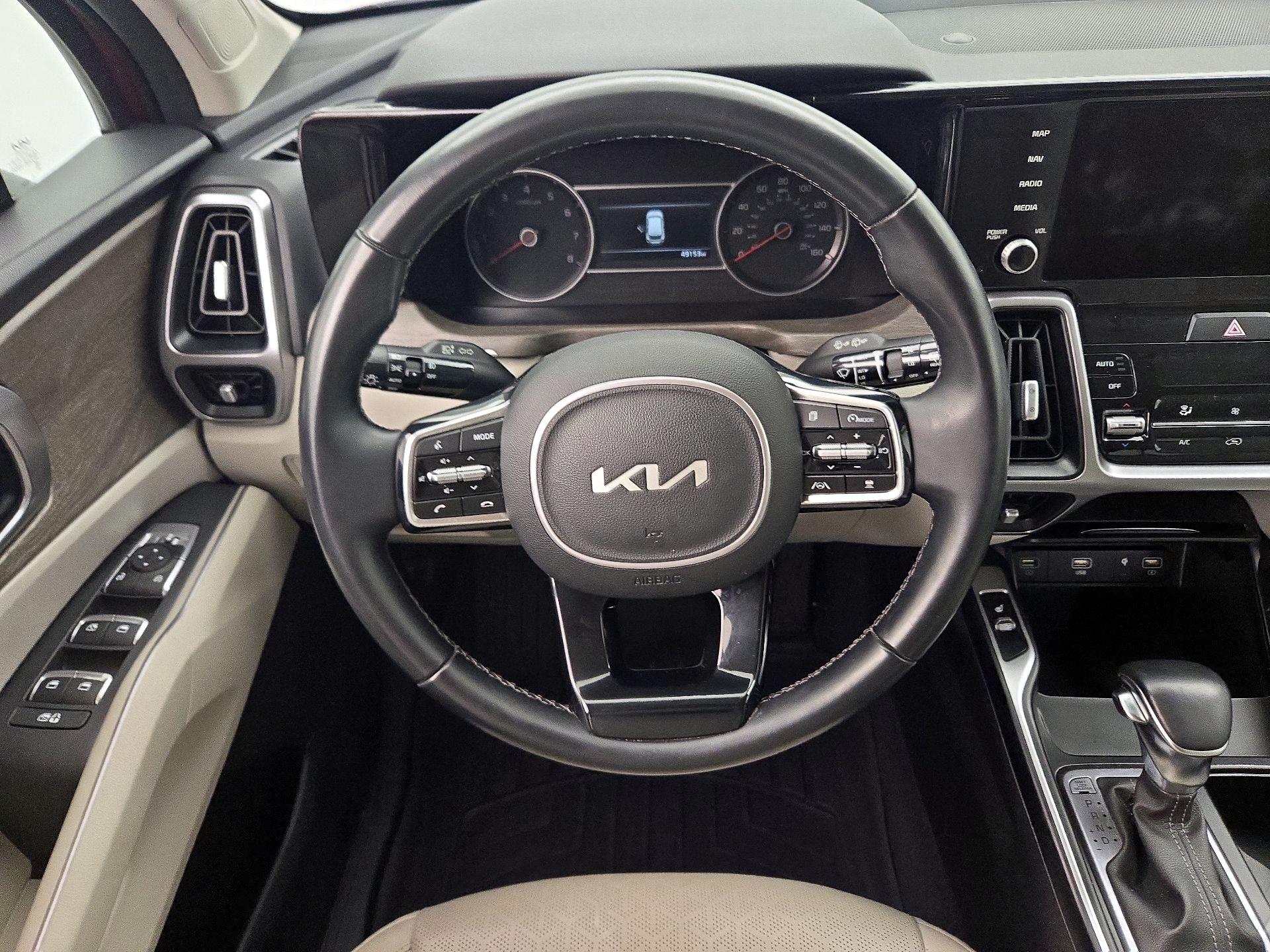 Thumbnail: 2022 Kia Sorento - 10