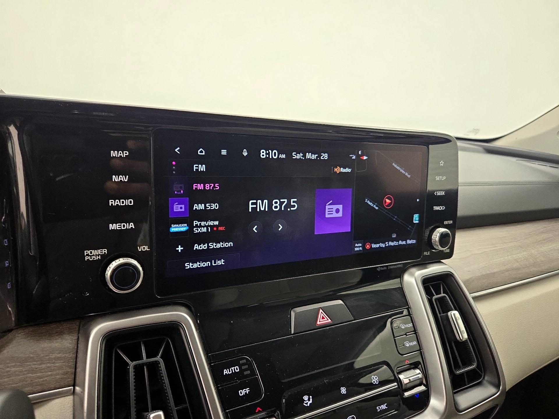 Thumbnail: 2022 Kia Sorento - 16