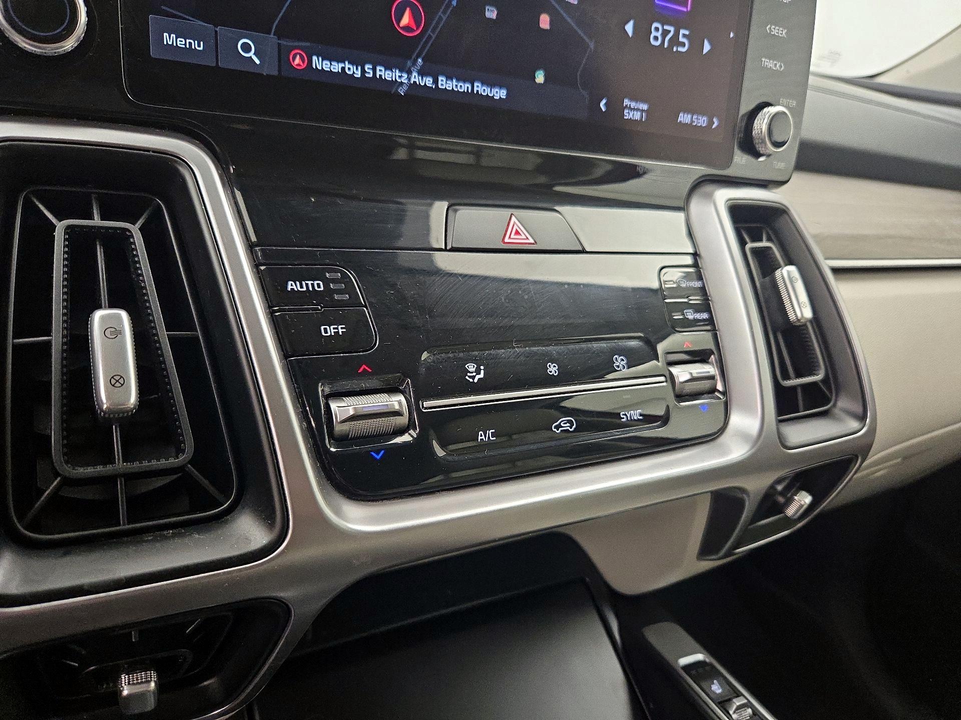 Thumbnail: 2022 Kia Sorento - 17