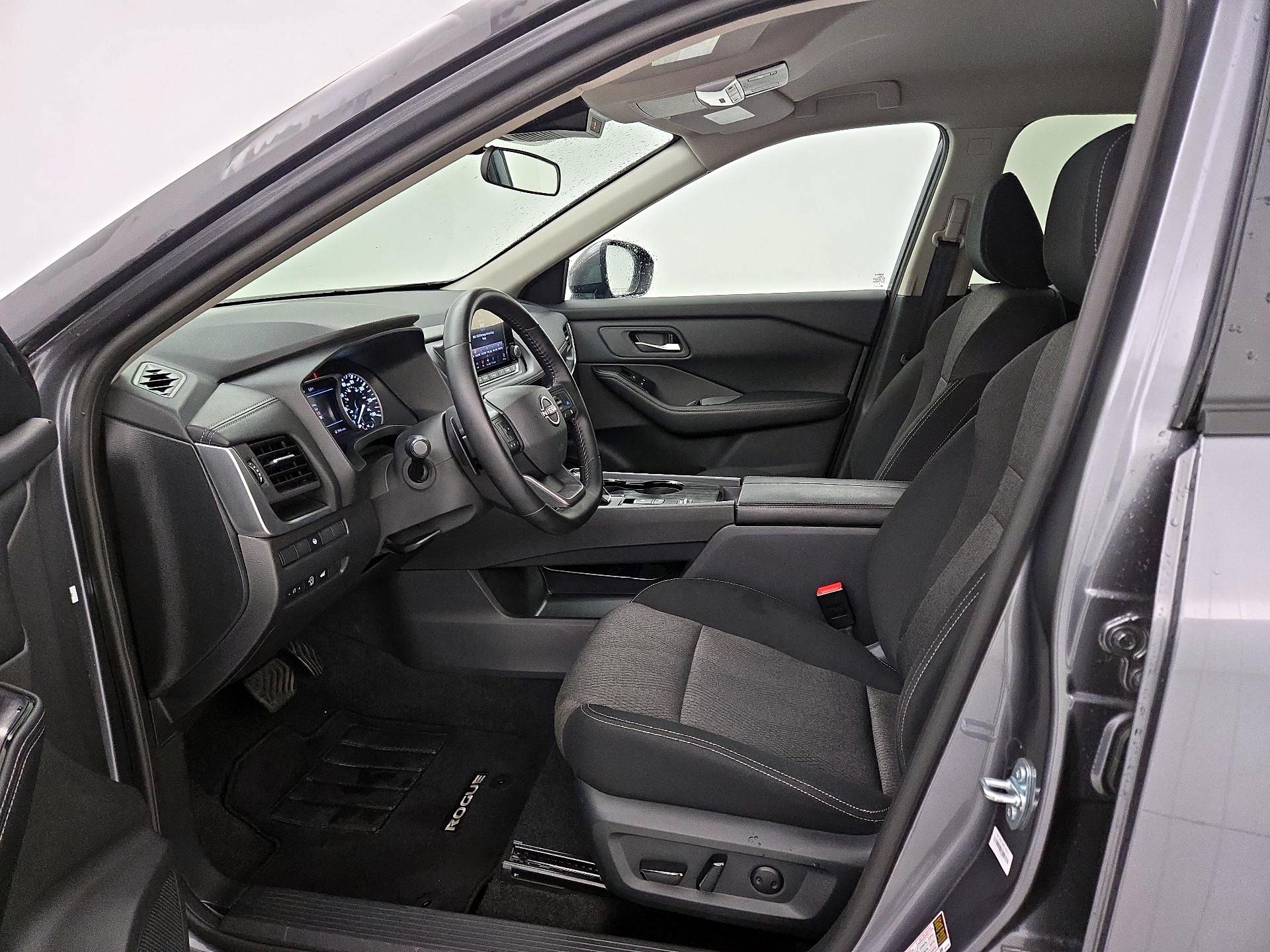 Thumbnail: 2025 Nissan Rogue - 11