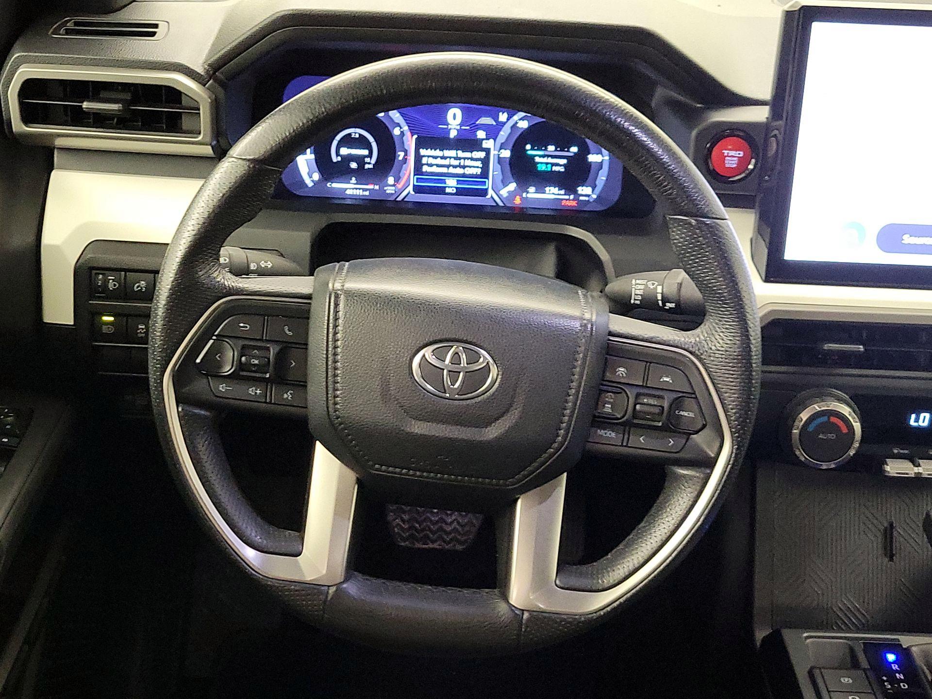 Thumbnail: 2024 Toyota Tacoma - 10