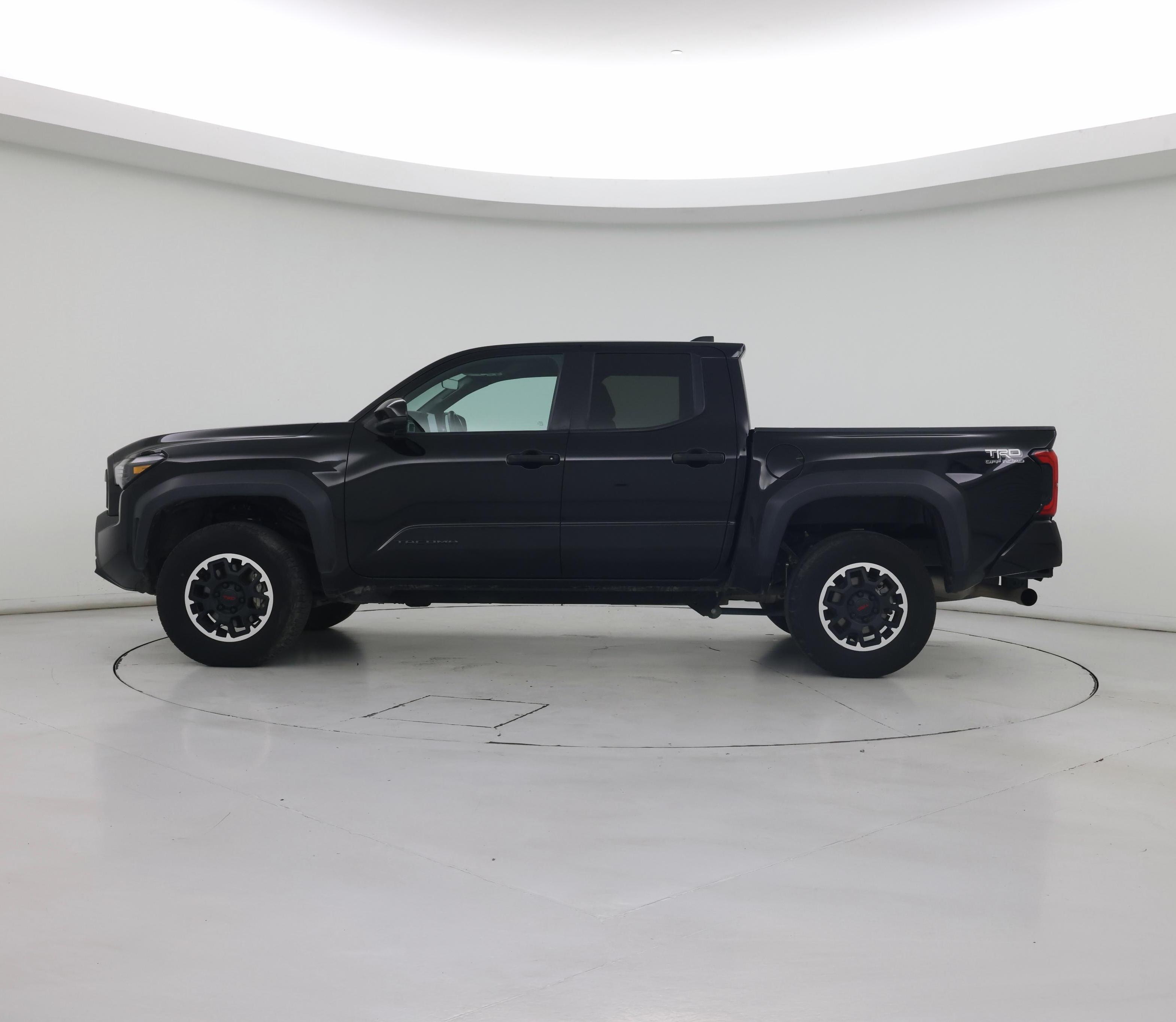 Thumbnail: 2024 Toyota Tacoma - 3