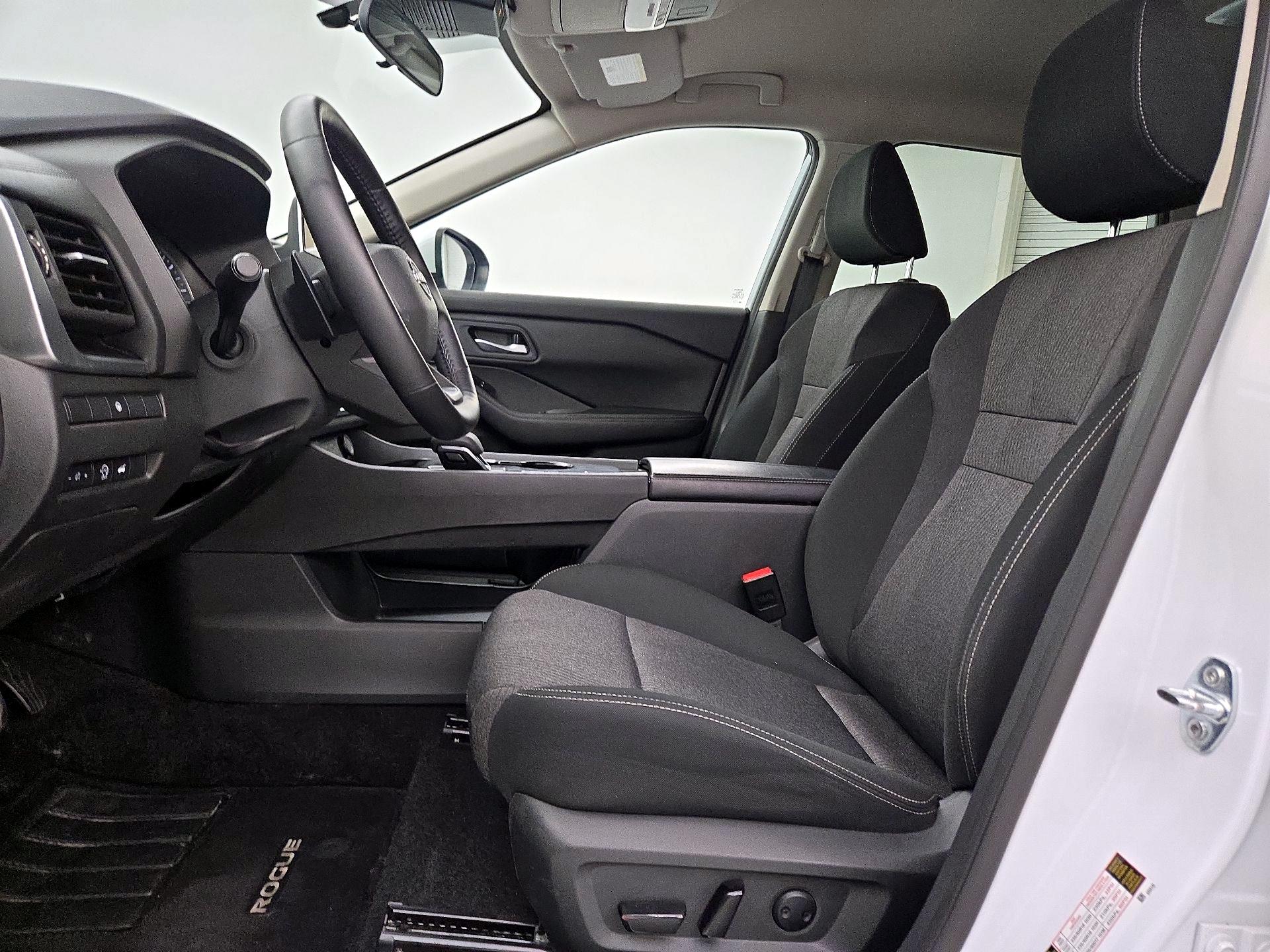 Thumbnail: 2025 Nissan Rogue - 11