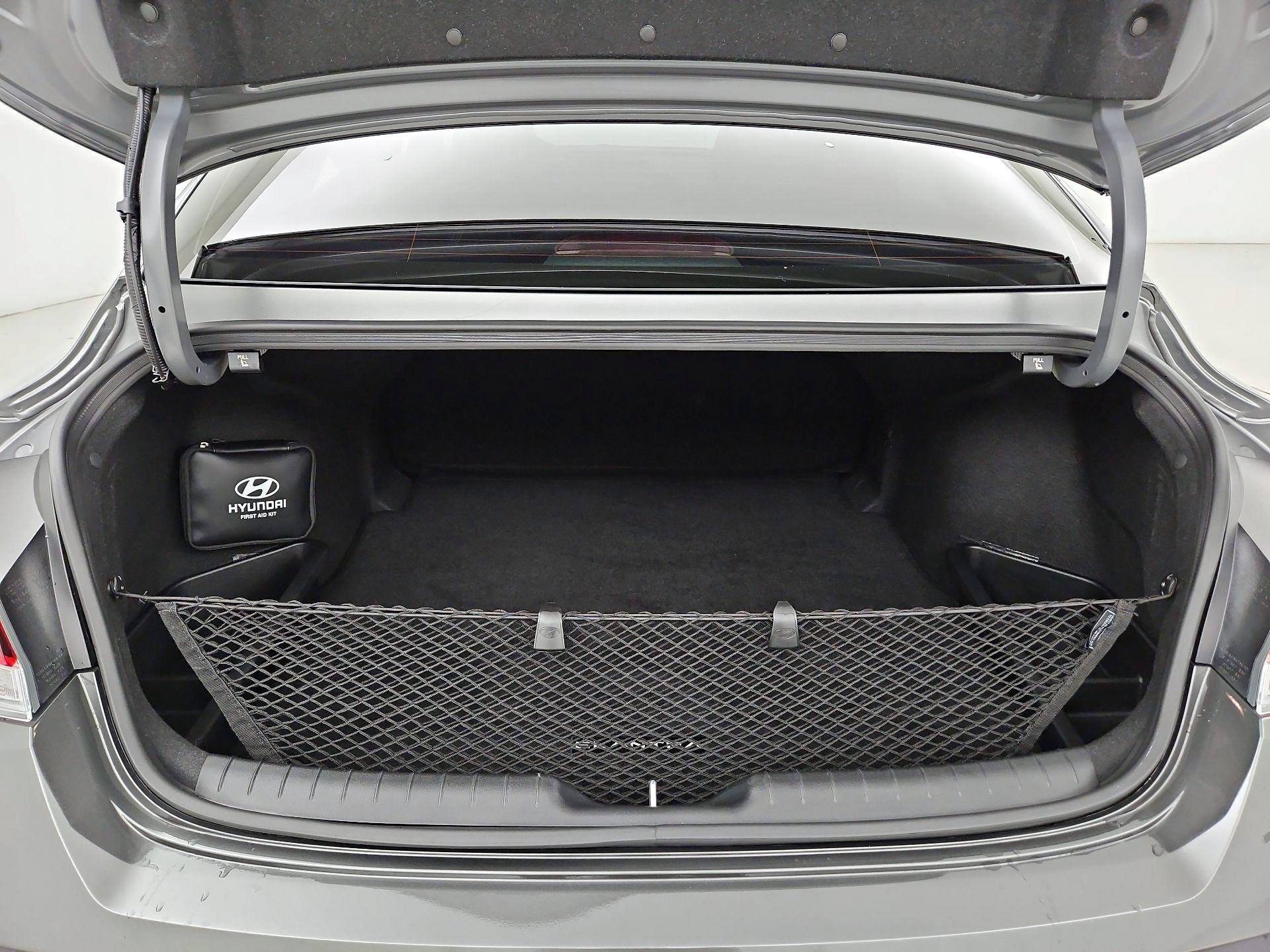 Thumbnail: 2025 Hyundai Elantra - 20