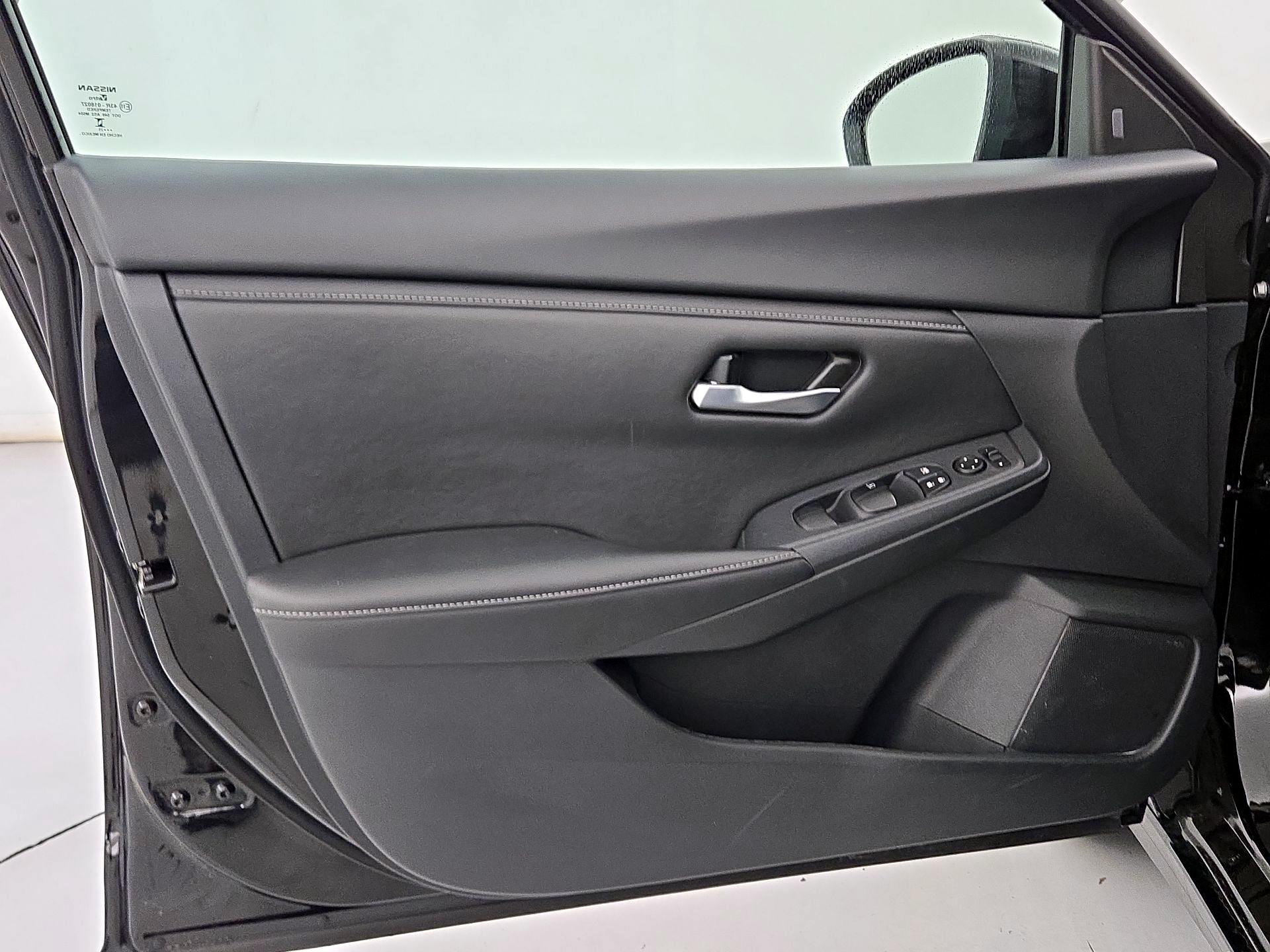 Thumbnail: 2025 Nissan Sentra - 12