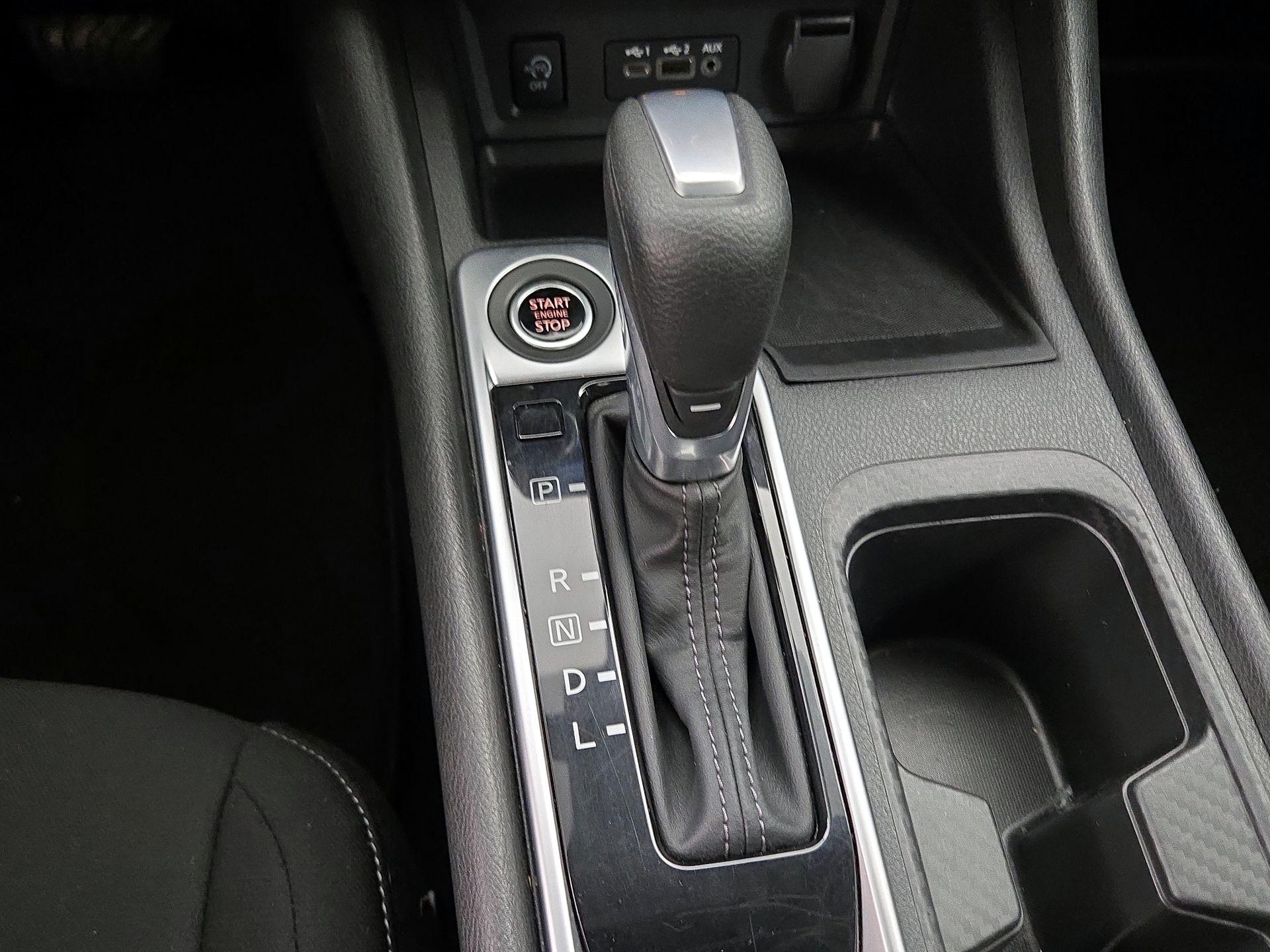 Thumbnail: 2025 Nissan Sentra - 17