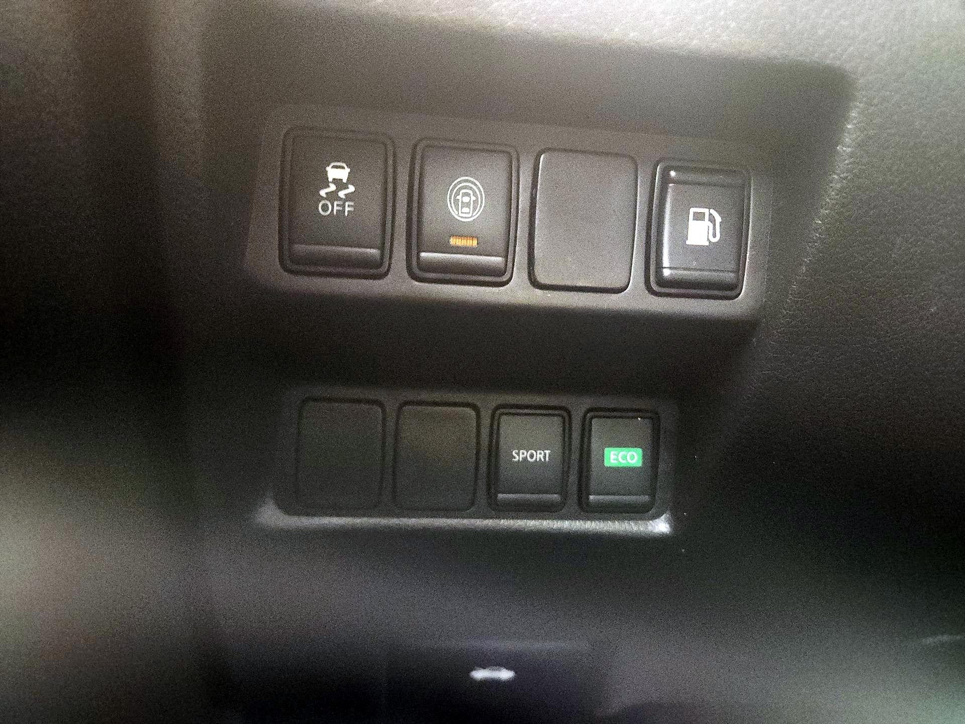 Thumbnail: 2019 Nissan Rogue - 13