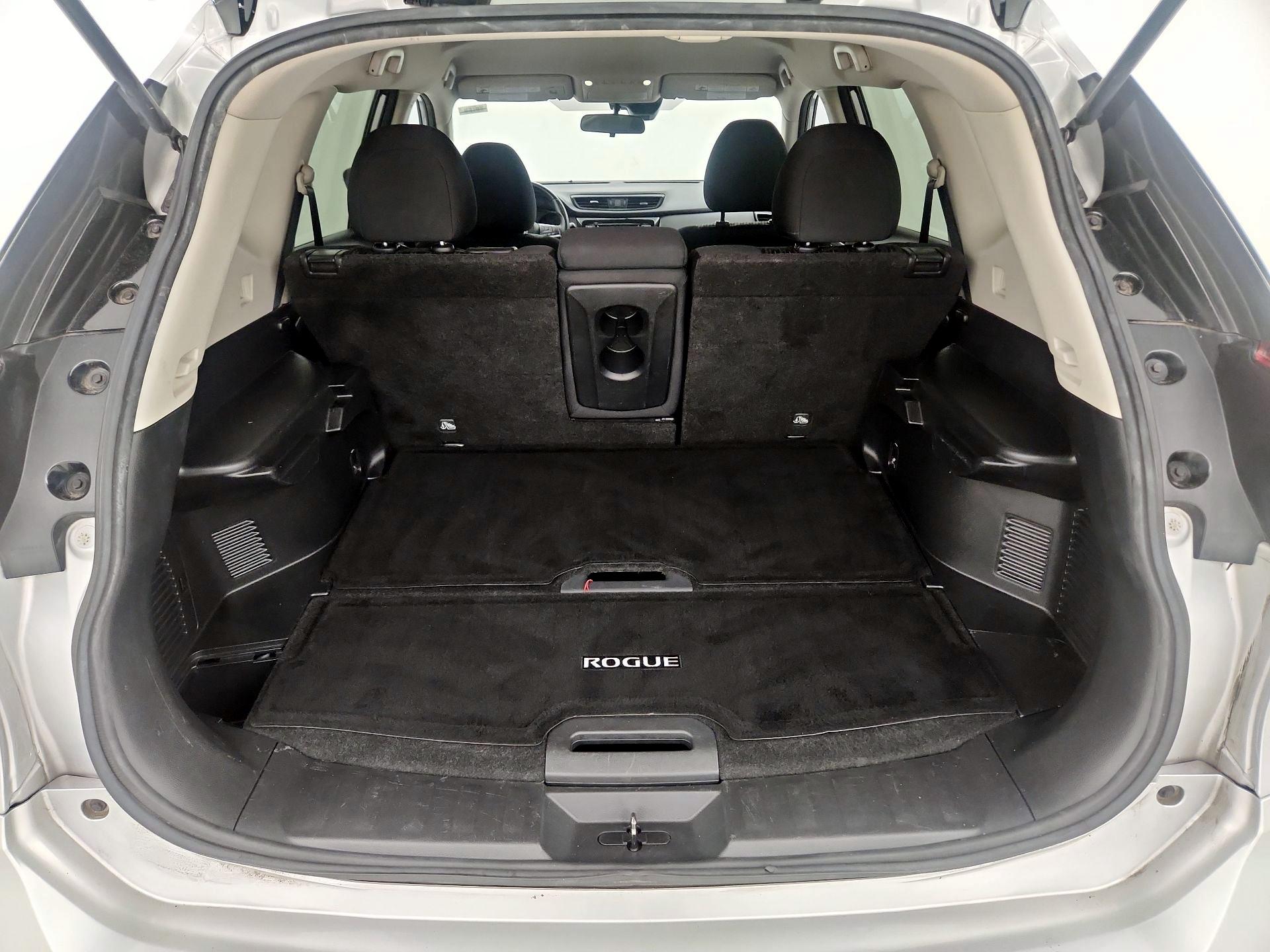 Thumbnail: 2019 Nissan Rogue - 20