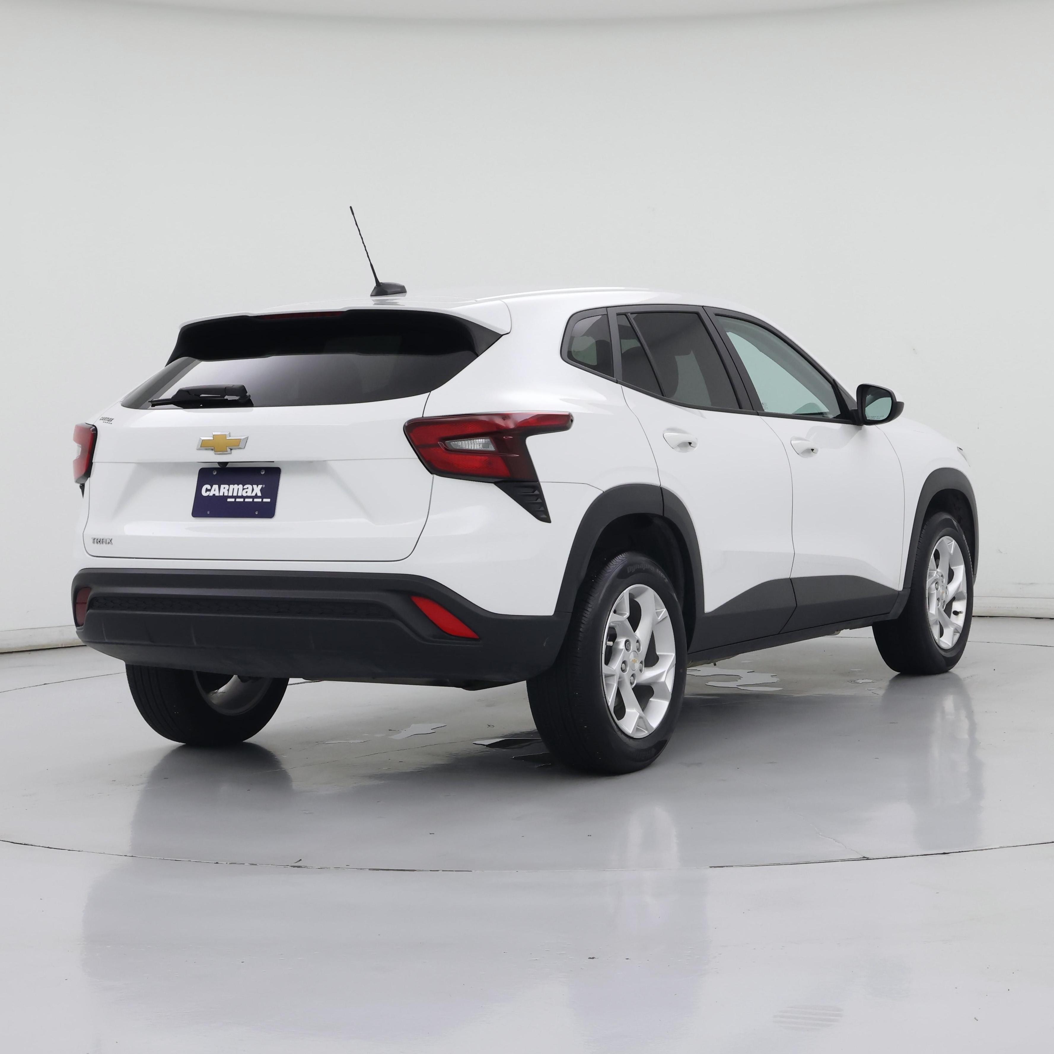 Thumbnail: 2024 Chevrolet Trax - 8