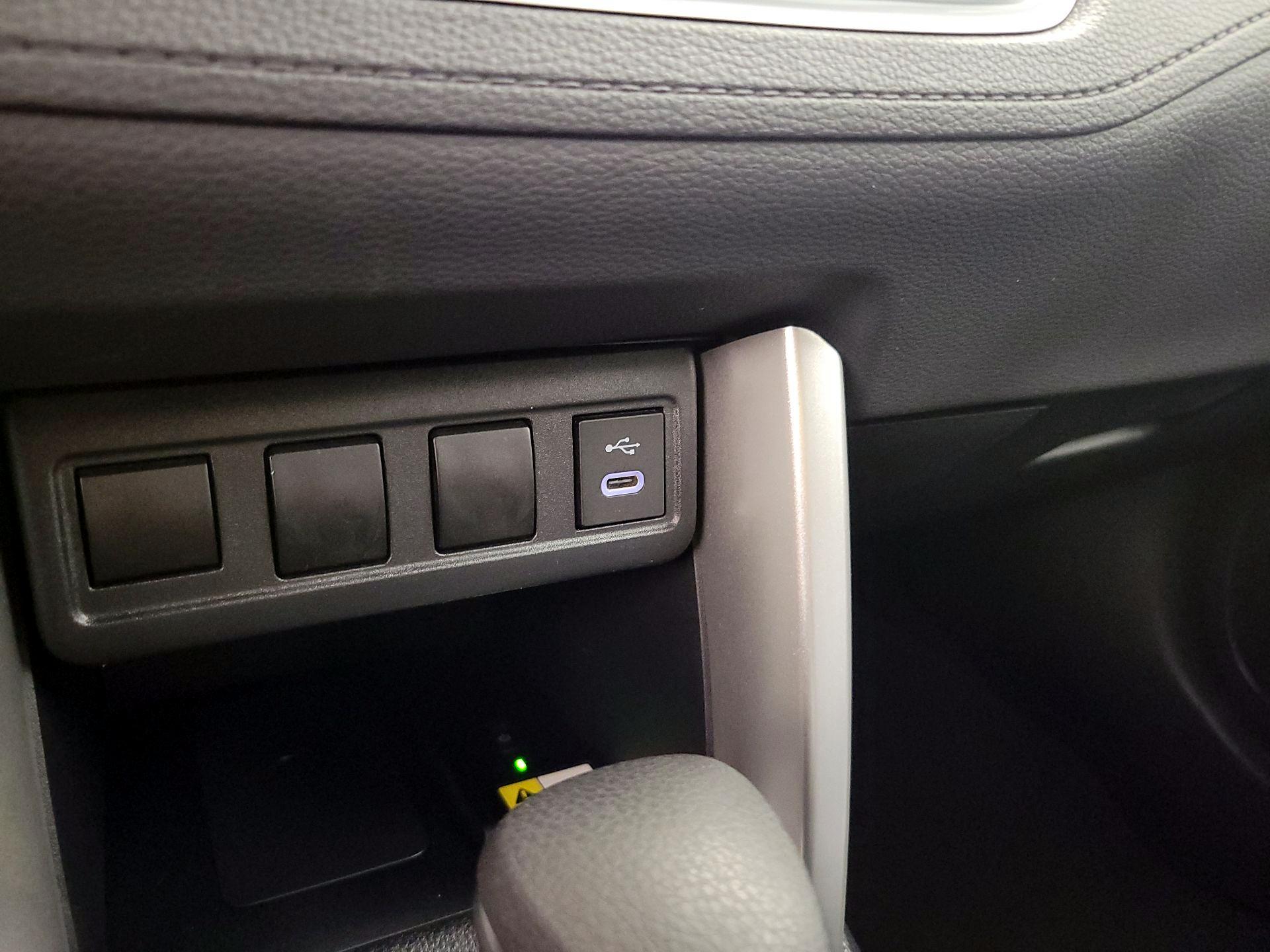 Thumbnail: 2023 Toyota Corolla Cross - 18