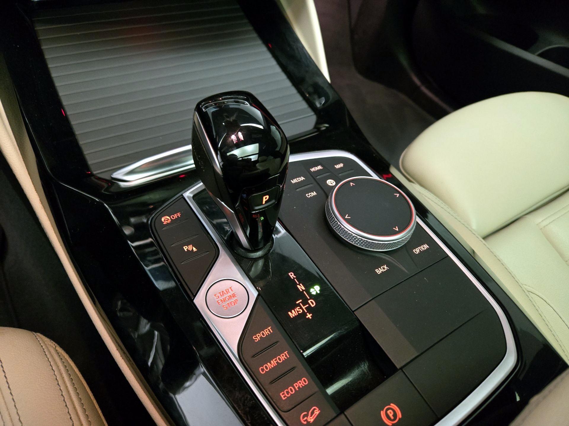 Thumbnail: 2023 BMW X4 - 18