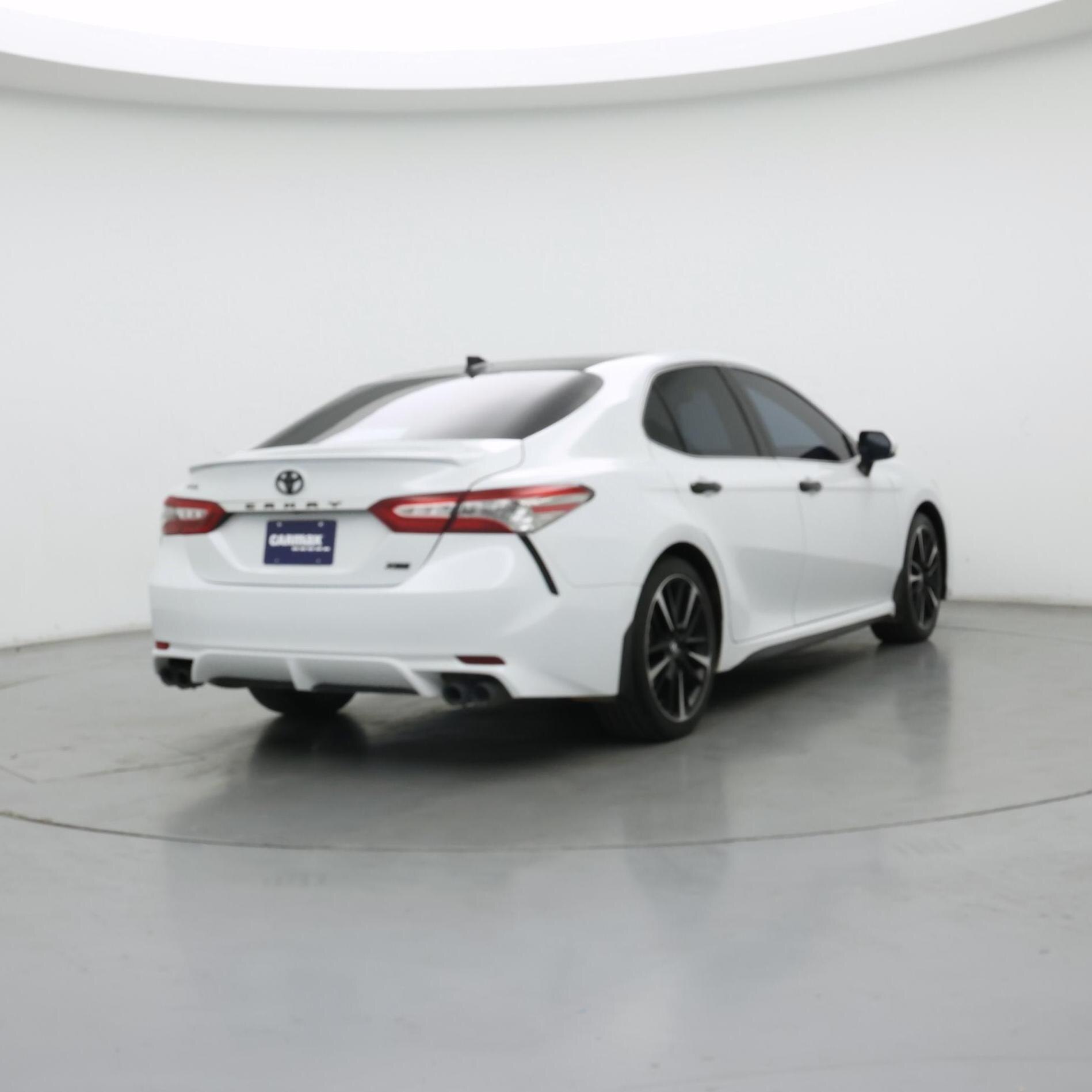 Thumbnail: 2019 Toyota Camry - 8