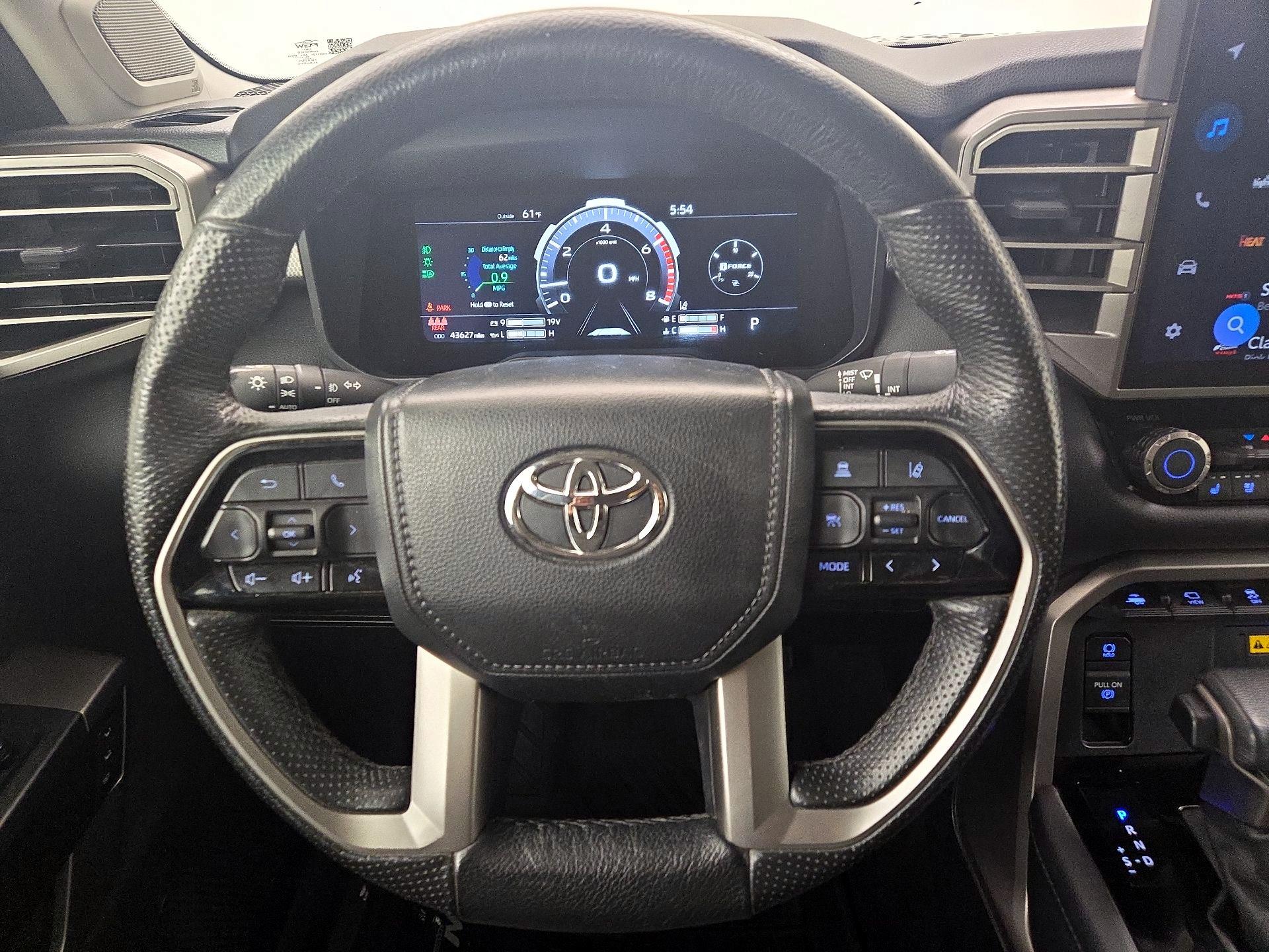 Thumbnail: 2024 Toyota Tundra - 10