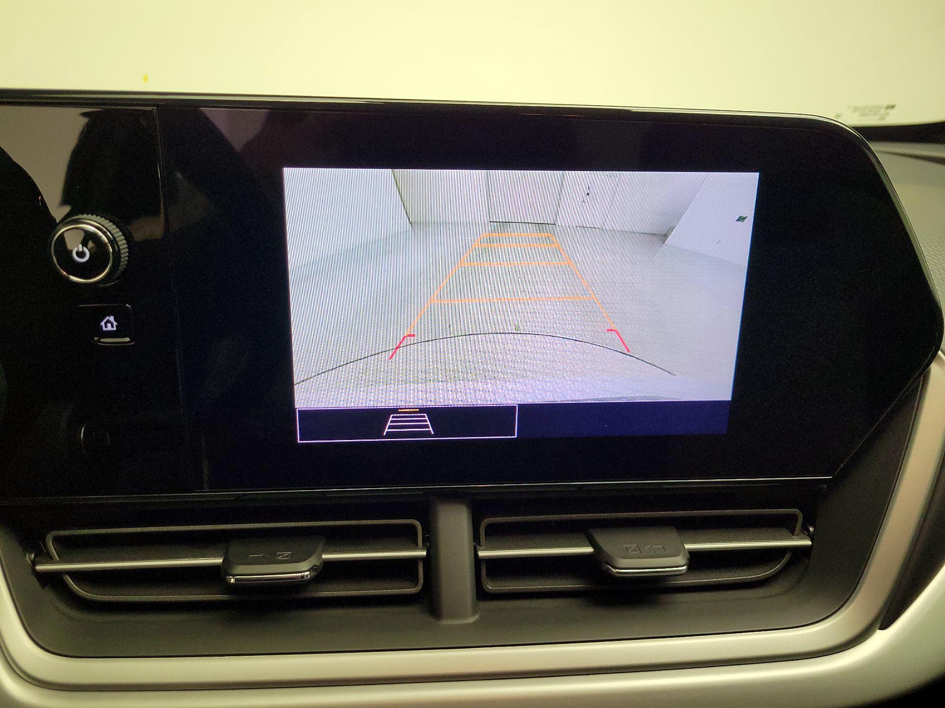 Thumbnail: 2025 Chevrolet Trax - 15