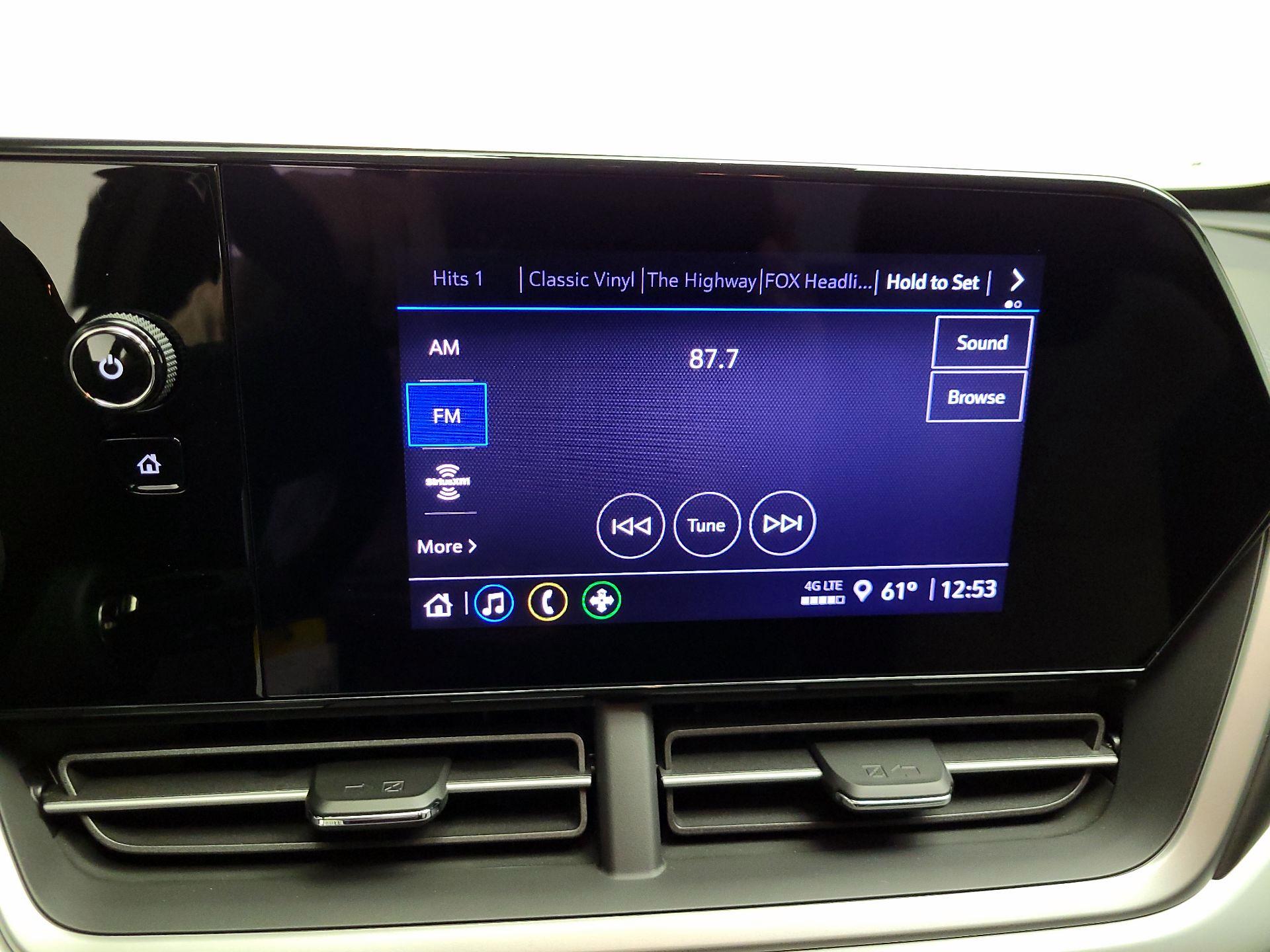 Thumbnail: 2025 Chevrolet Trax - 16