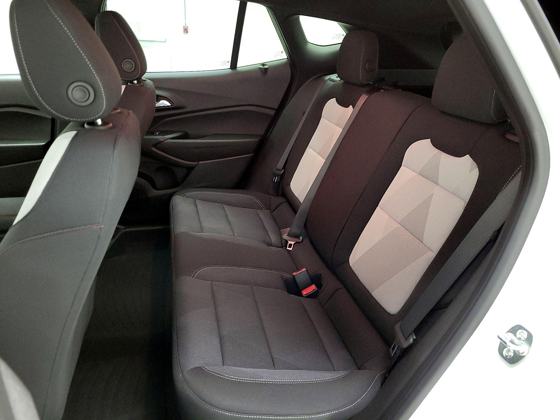 Thumbnail: 2025 Chevrolet Trax - 20