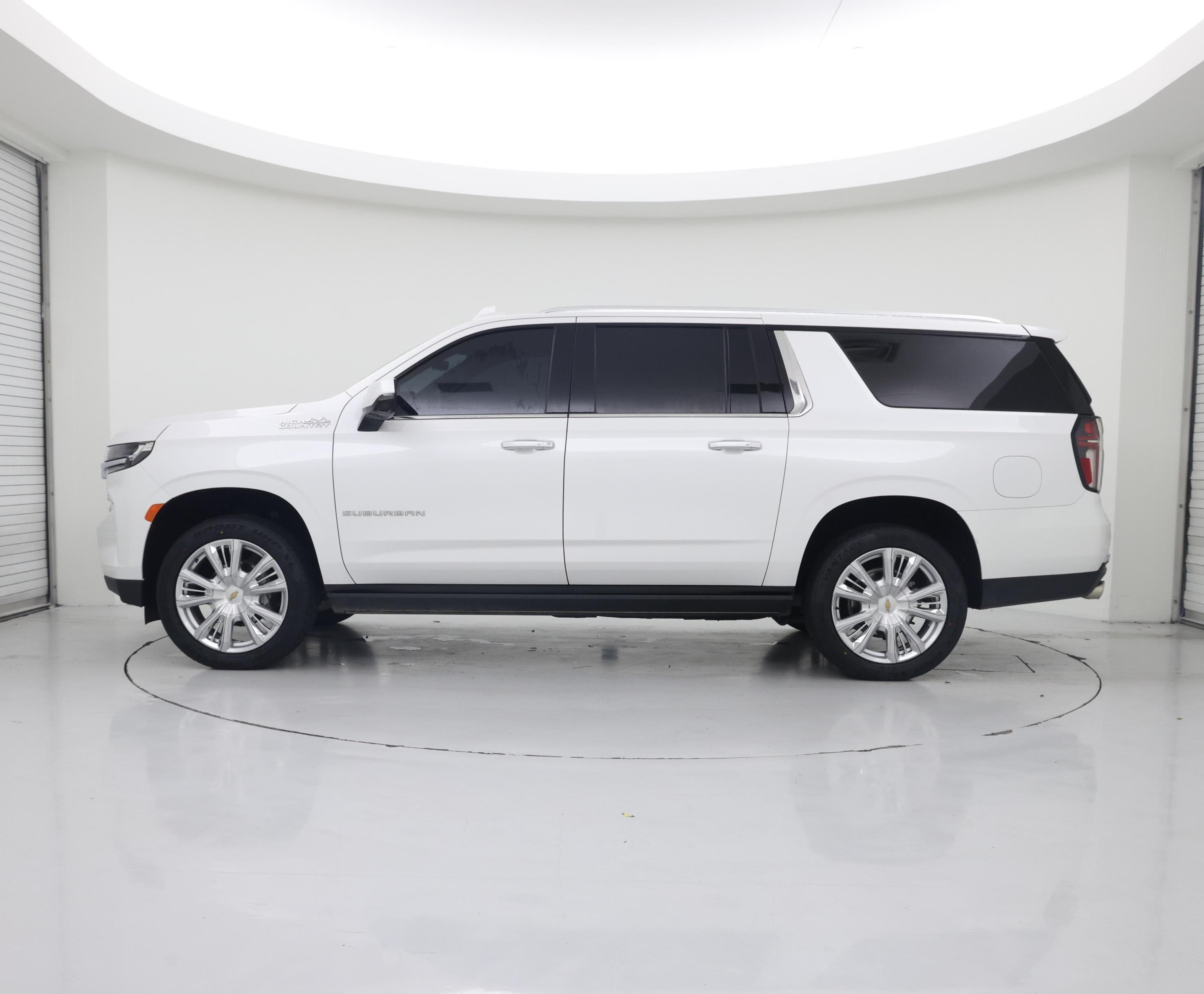 Thumbnail: 2024 Chevrolet Suburban - 3