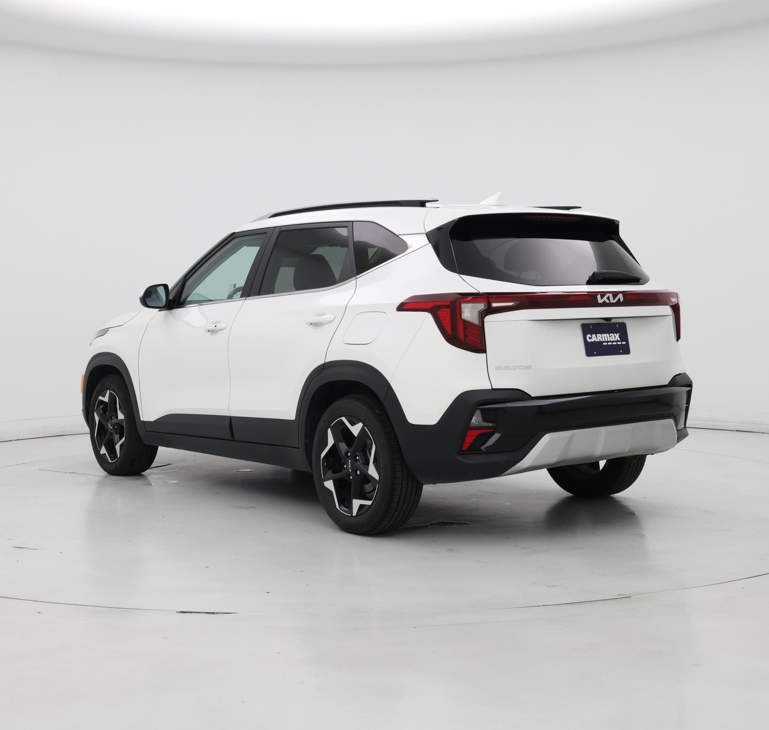 Thumbnail: 2024 Kia Seltos - 2