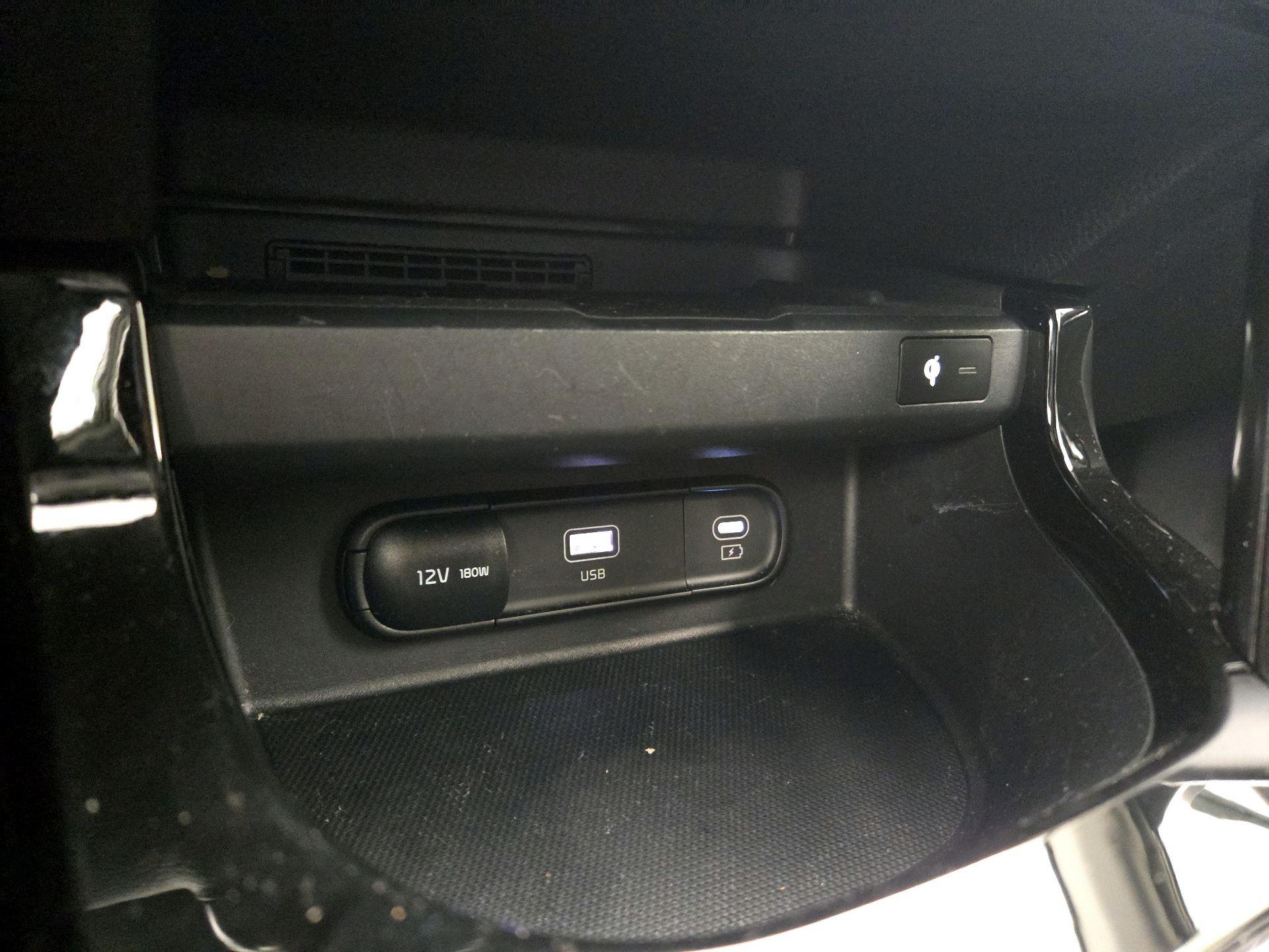 Thumbnail: 2024 Kia Seltos - 19