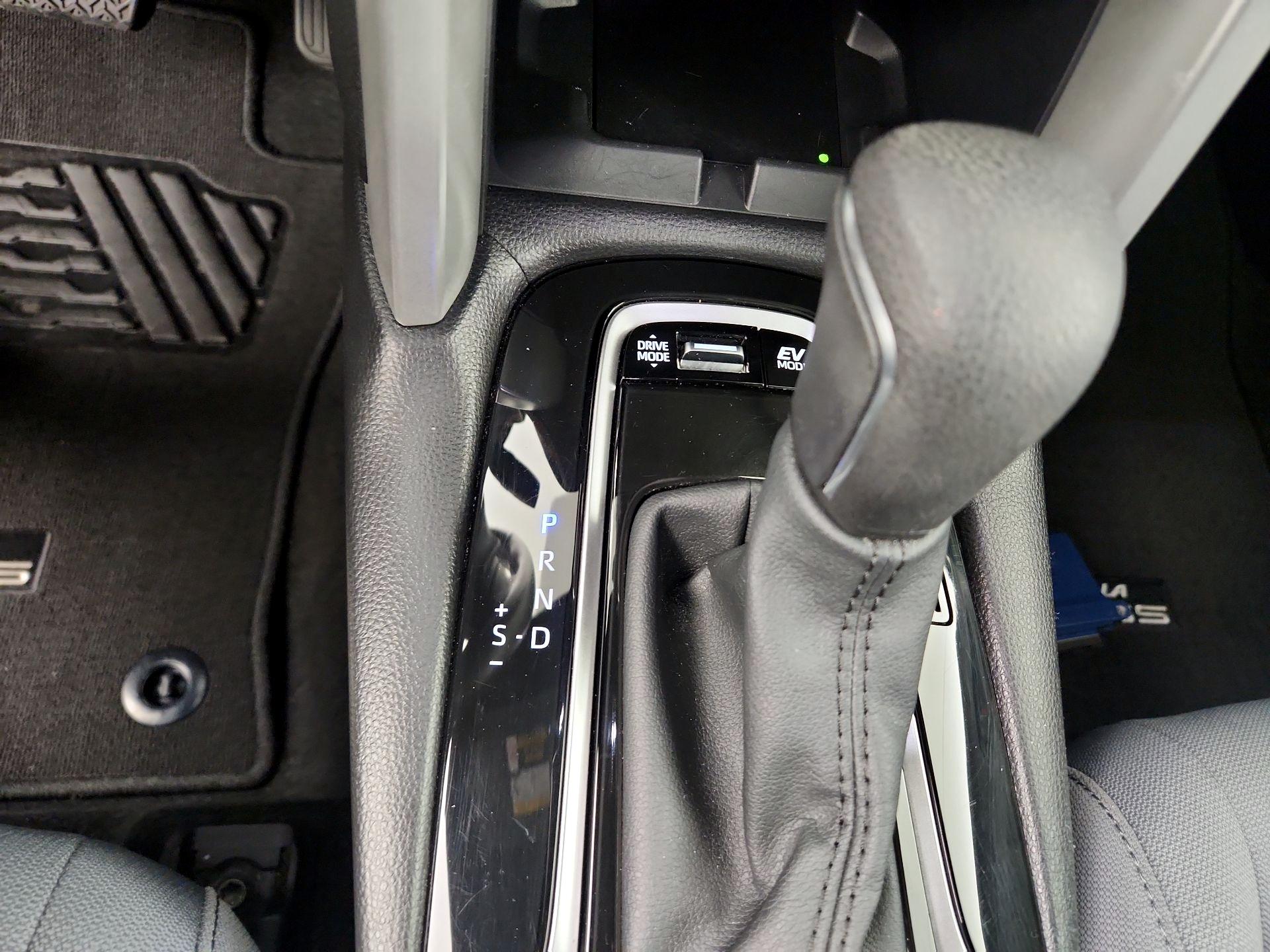 Thumbnail: 2024 Toyota Corolla Cross - 17