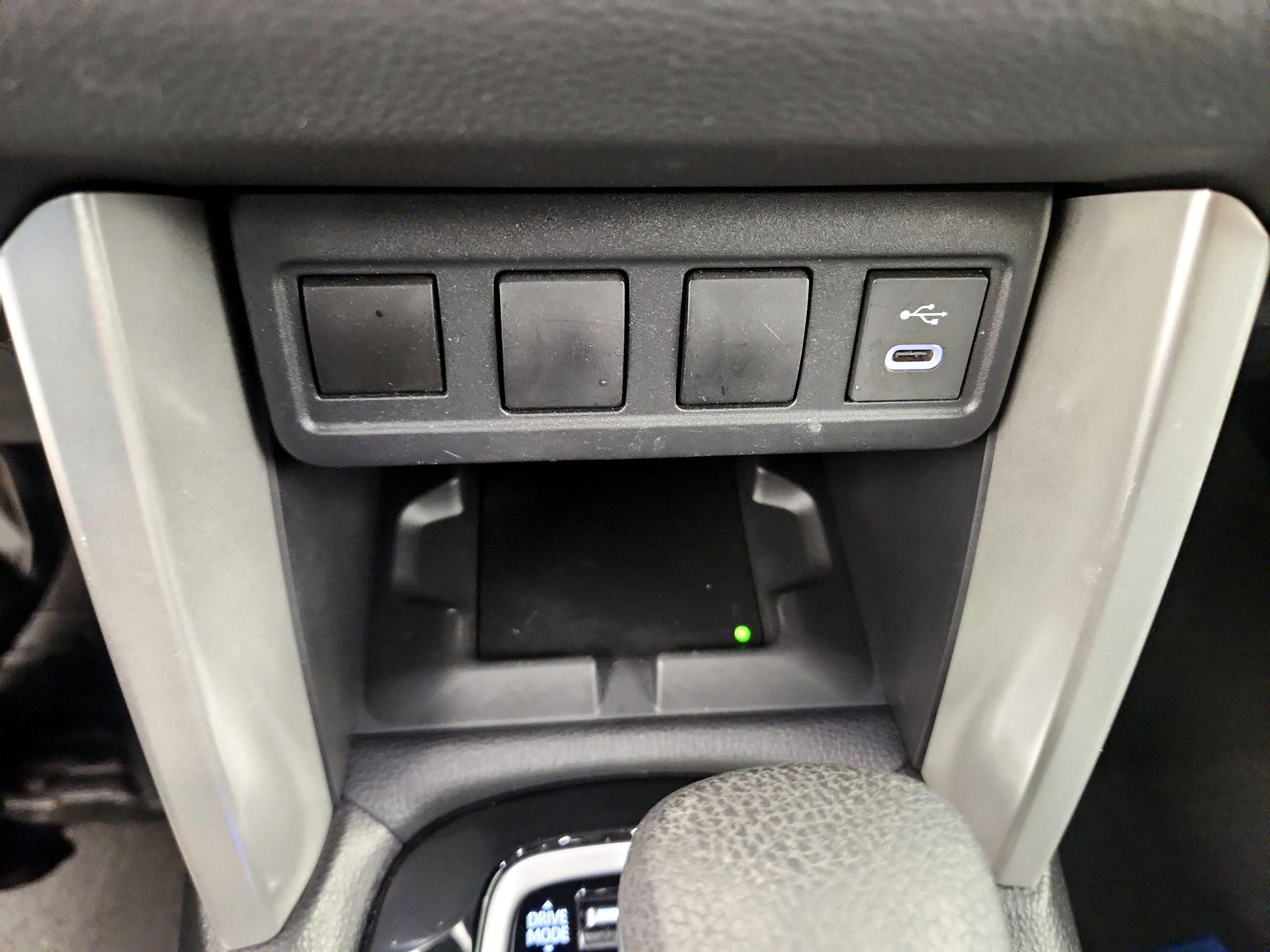 Thumbnail: 2024 Toyota Corolla Cross - 18