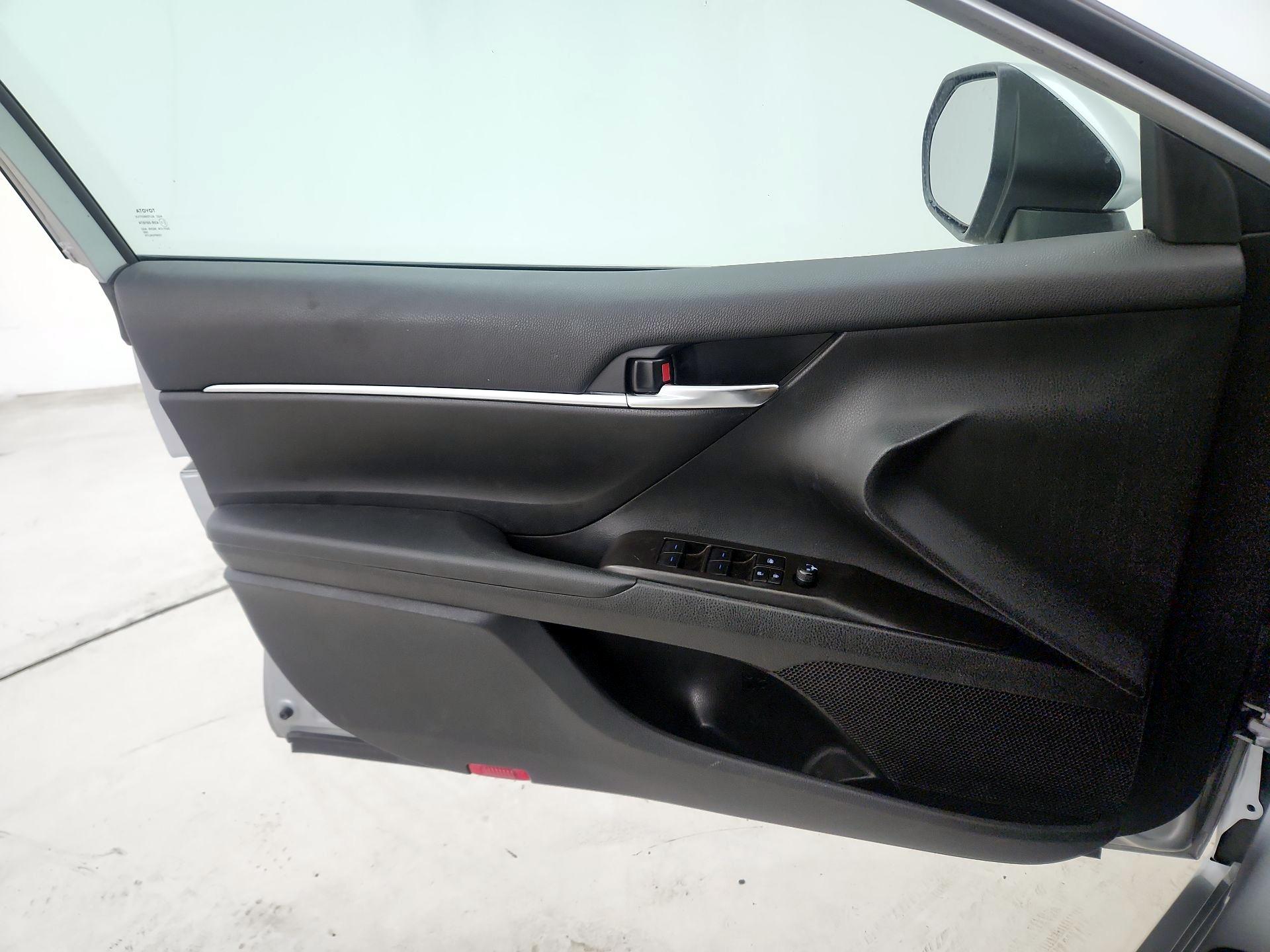 Thumbnail: 2024 Toyota Camry - 12