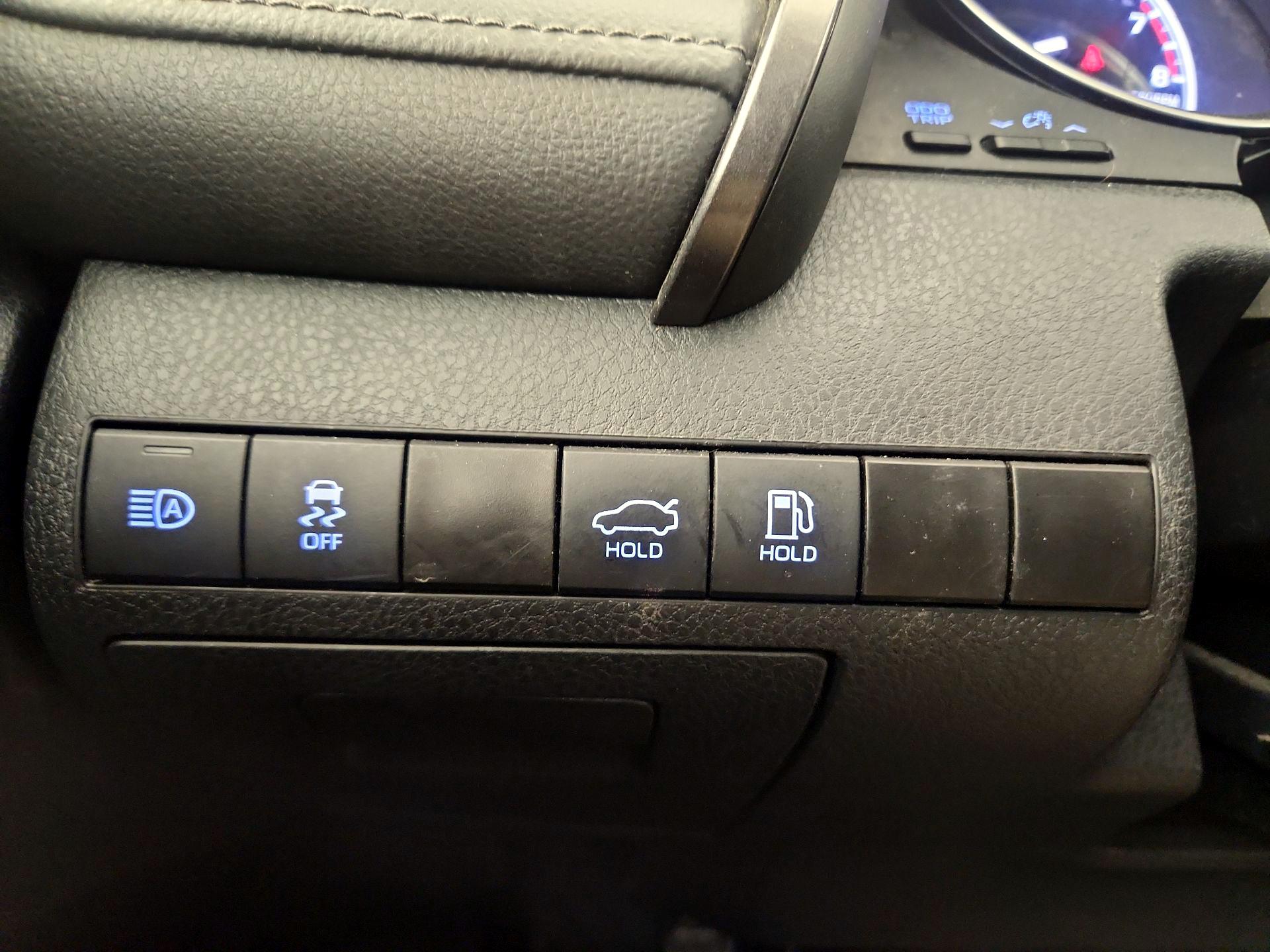 Thumbnail: 2024 Toyota Camry - 13