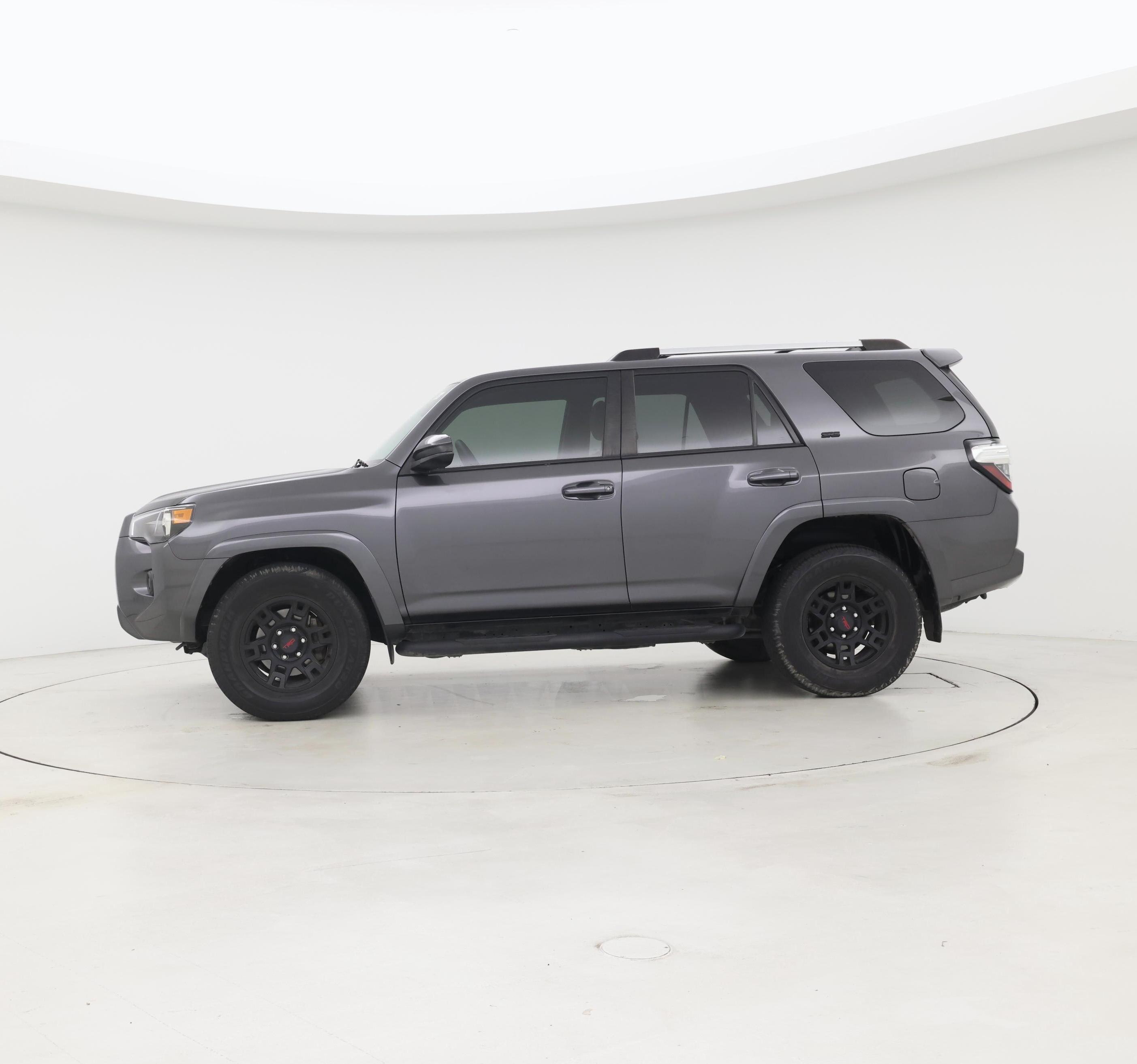Thumbnail: 2023 Toyota 4Runner - 3