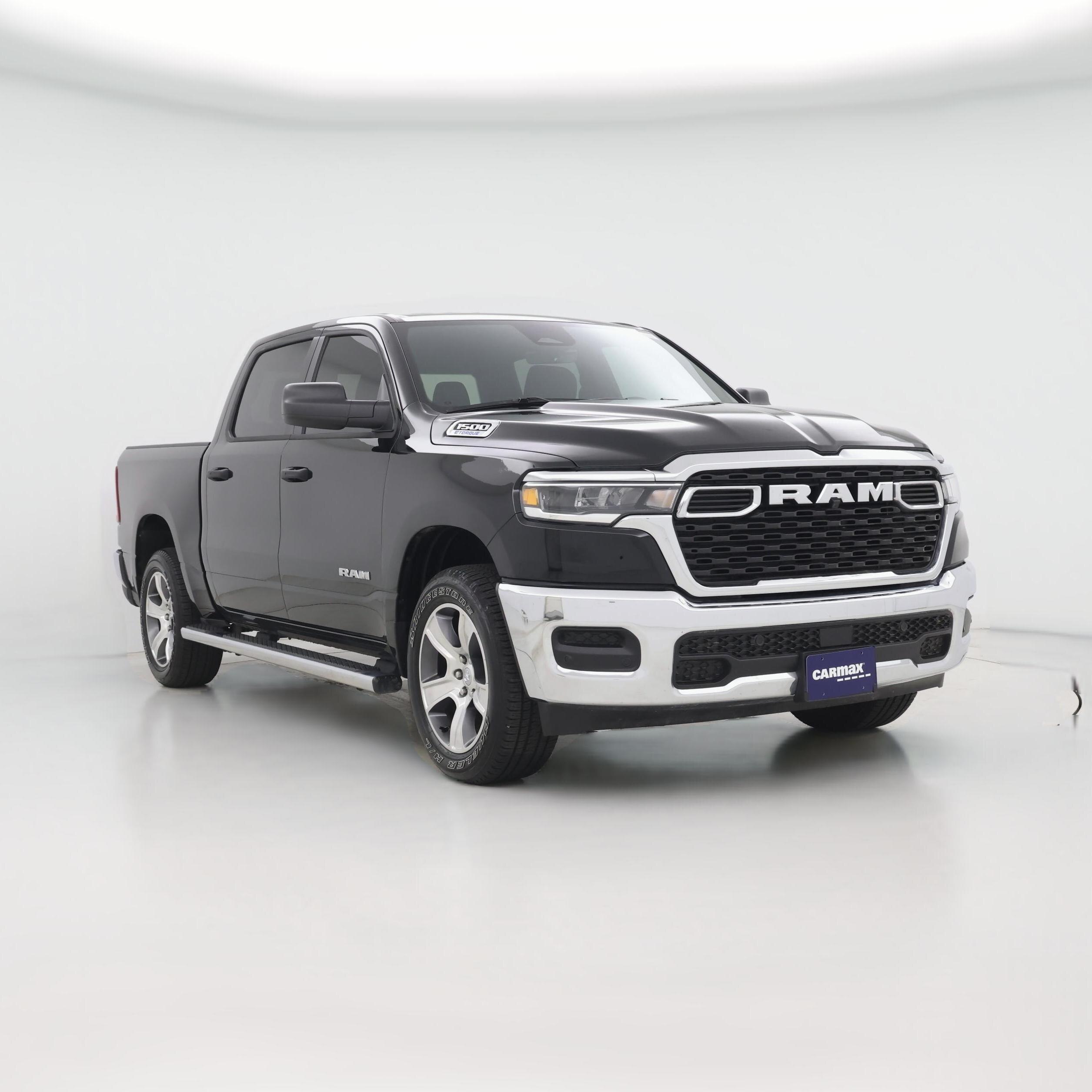 Thumbnail: 2025 RAM 1500 - 1