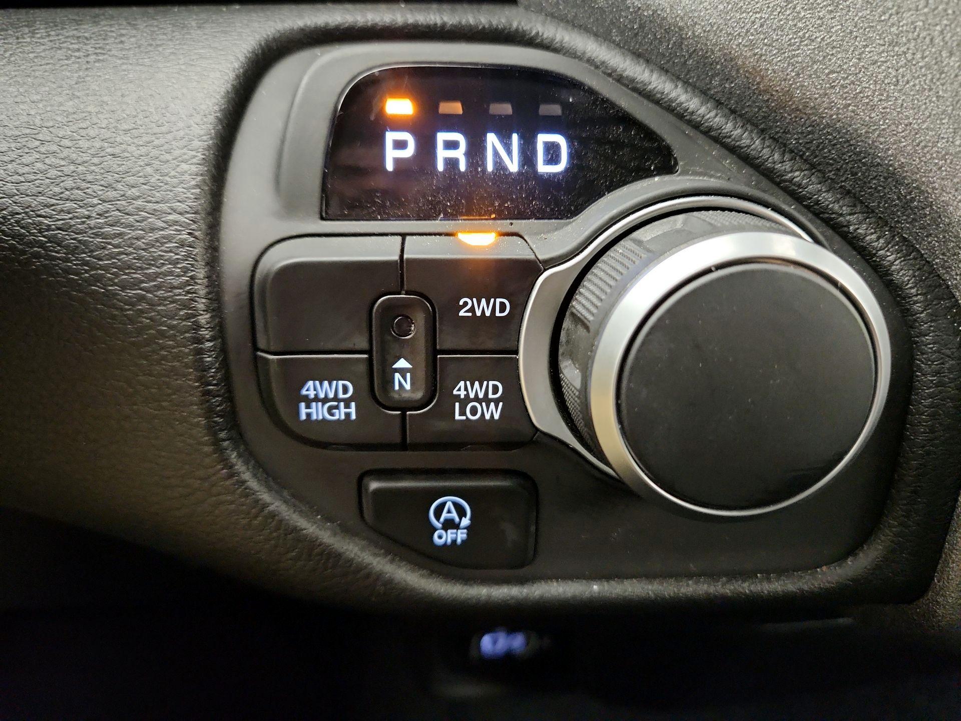 Thumbnail: 2025 RAM 1500 - 17