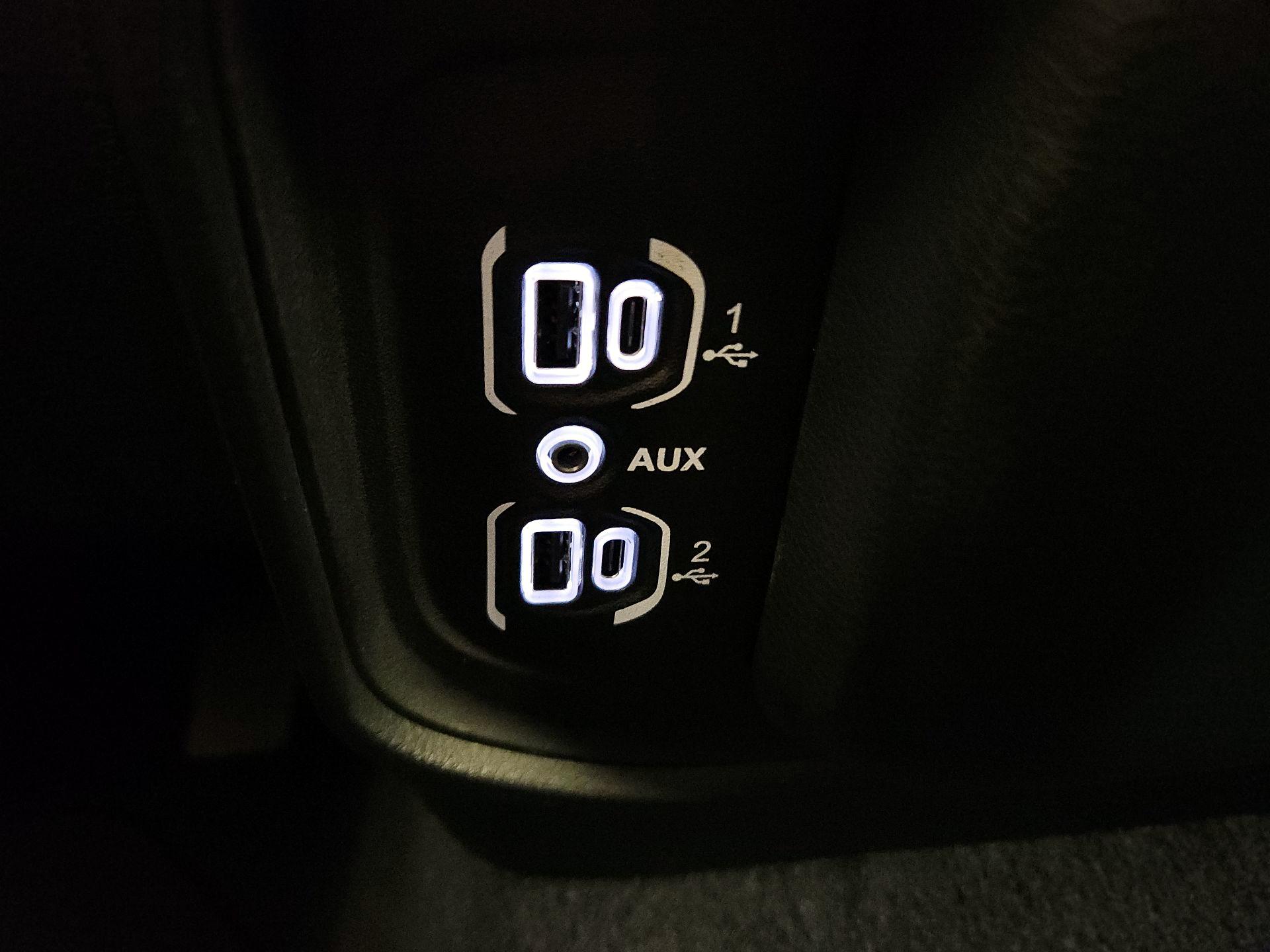 Thumbnail: 2025 RAM 1500 - 18