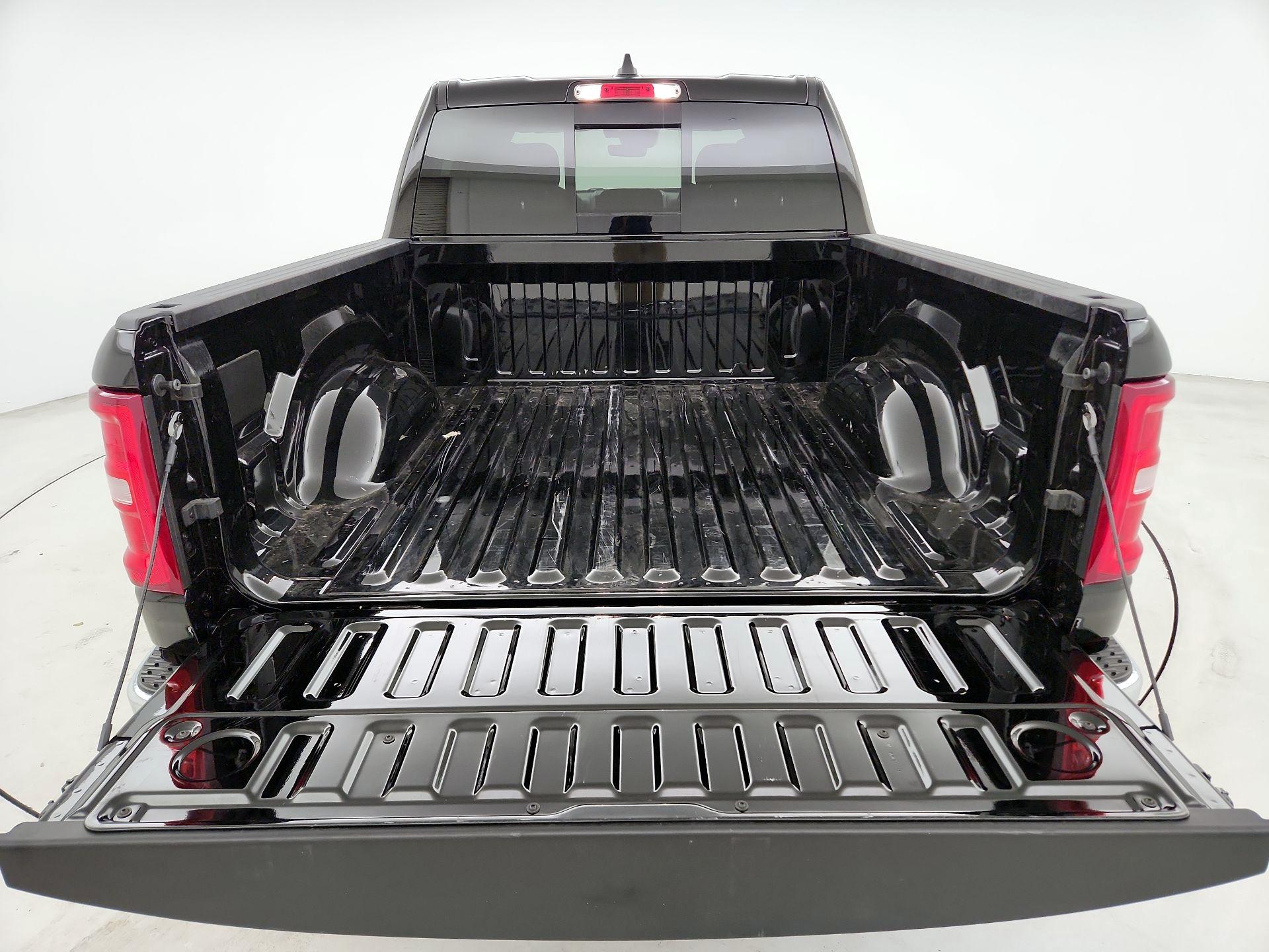 Thumbnail: 2025 RAM 1500 - 20