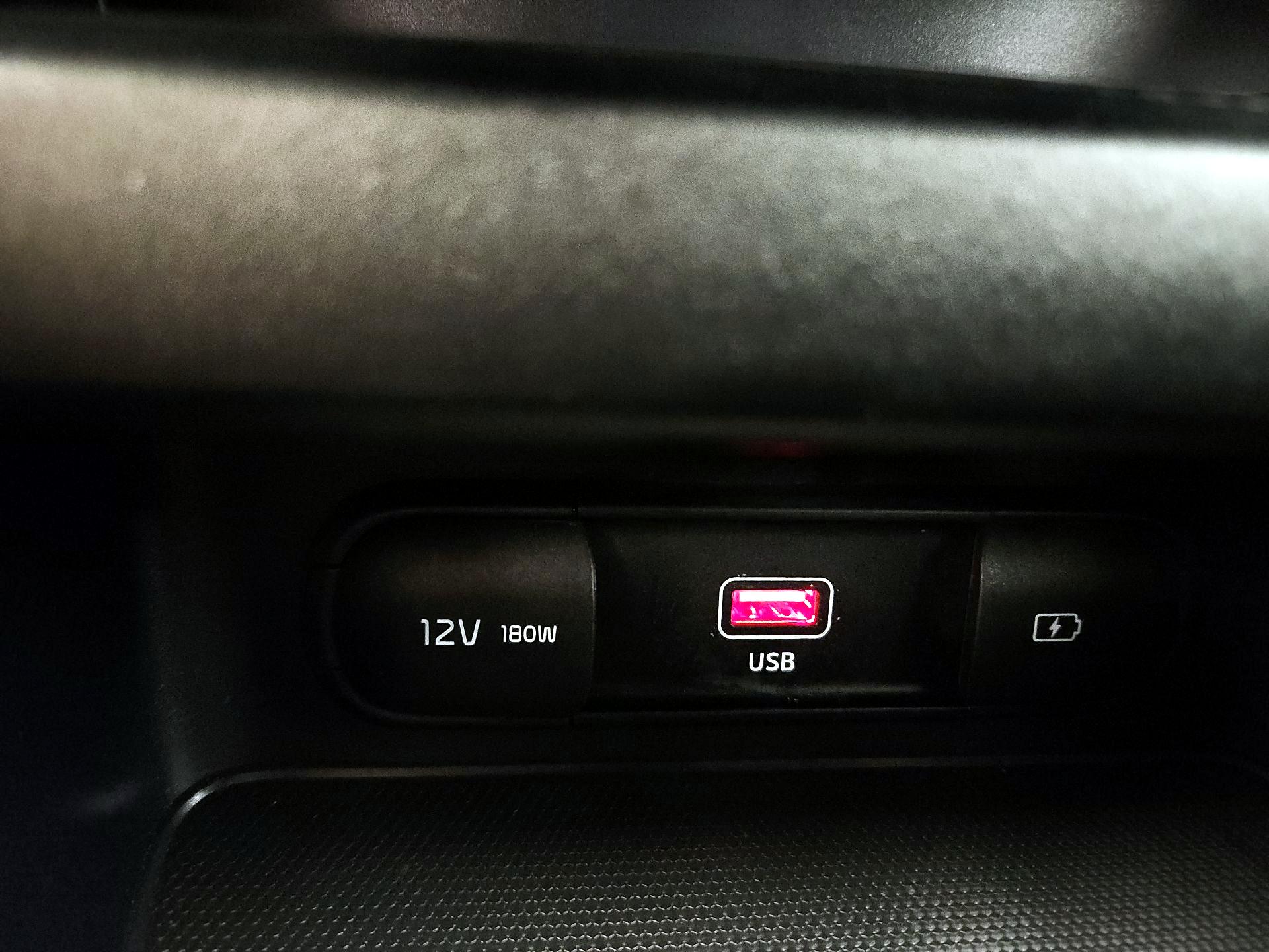 Thumbnail: 2022 Kia Forte - 19