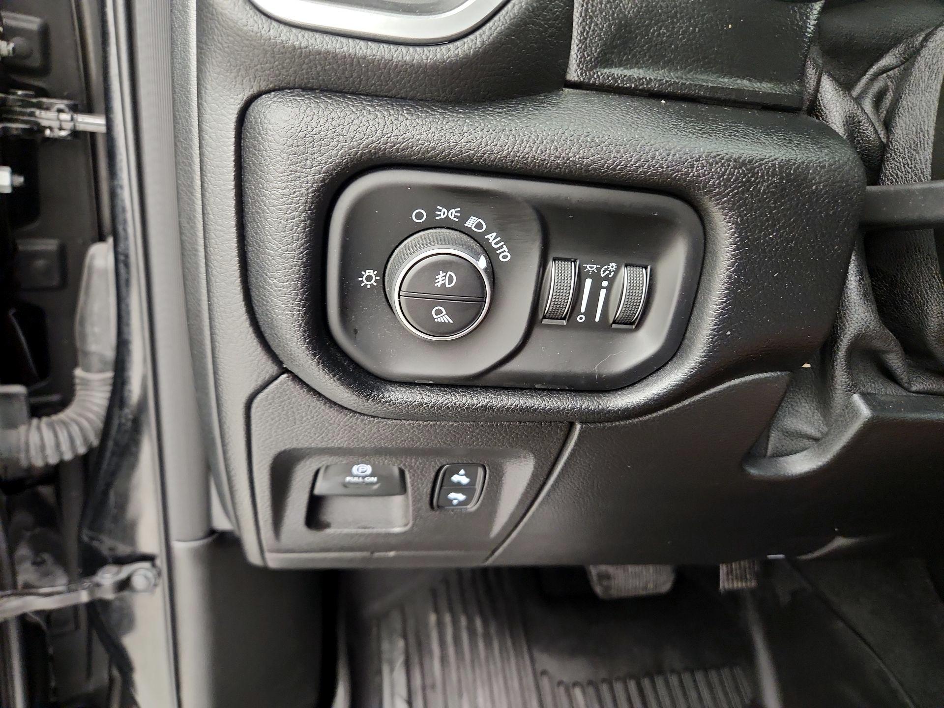 Thumbnail: 2021 RAM 1500 - 13