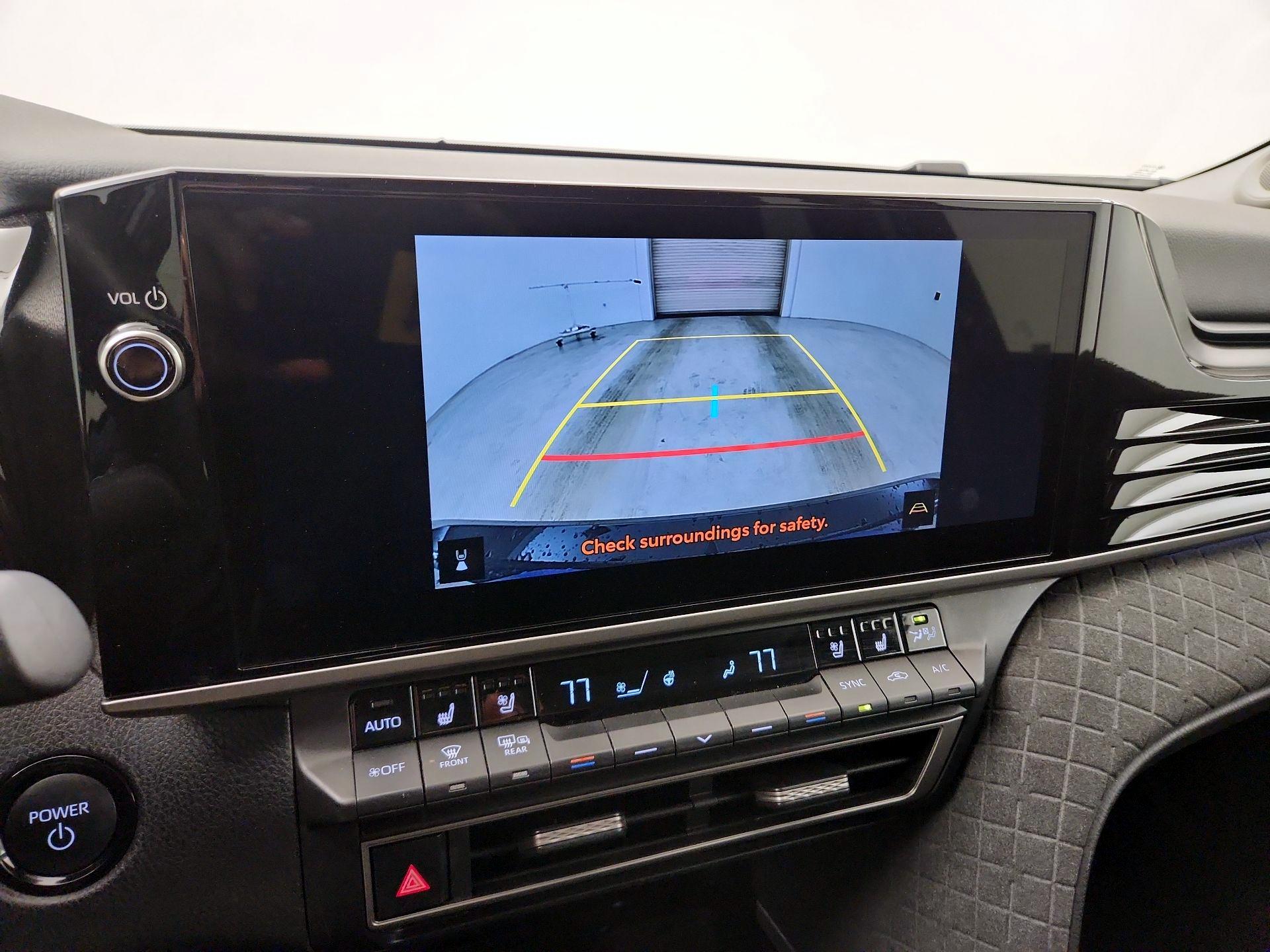 Thumbnail: 2025 Toyota Camry - 14