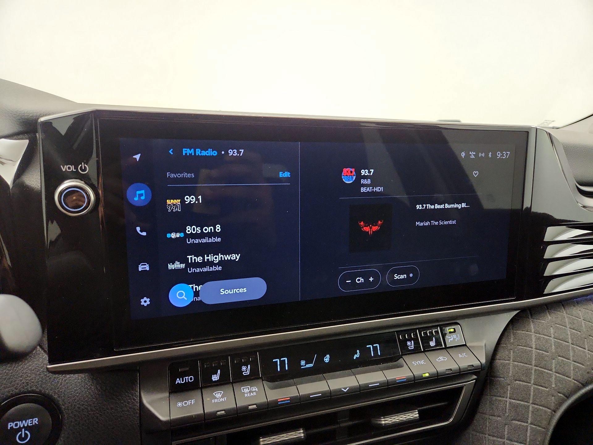 Thumbnail: 2025 Toyota Camry - 15