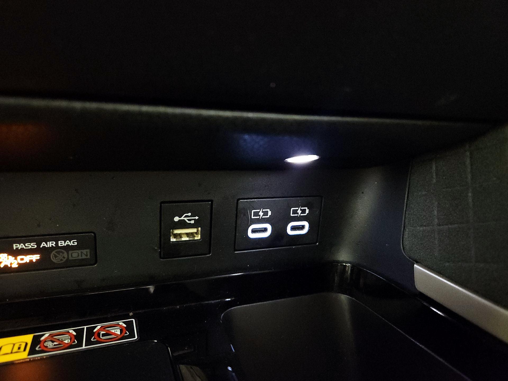 Thumbnail: 2025 Toyota Camry - 18